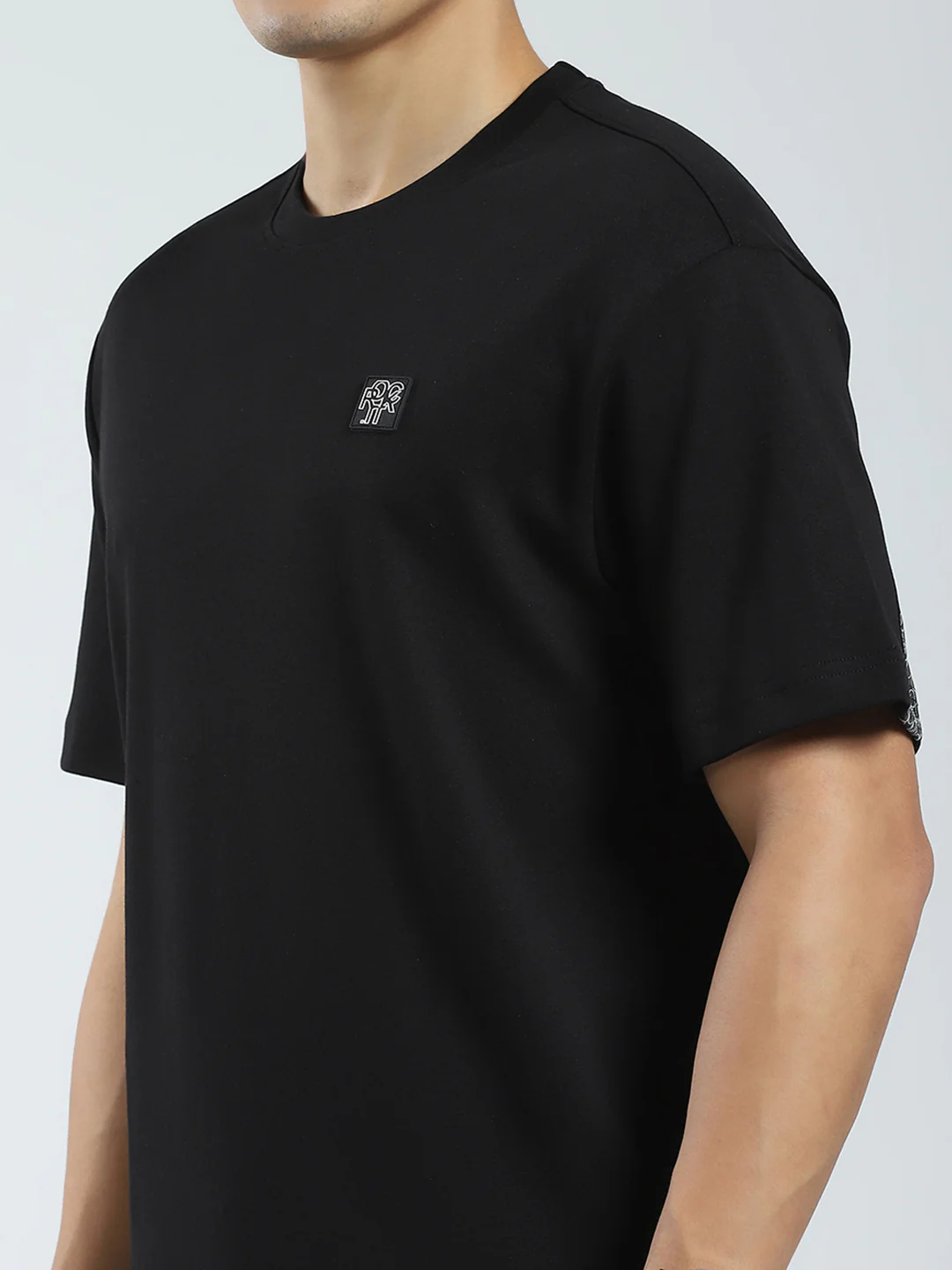 Rock.it Men Black Solid Round Neck Half Sleeve T-Shirt - Image 7