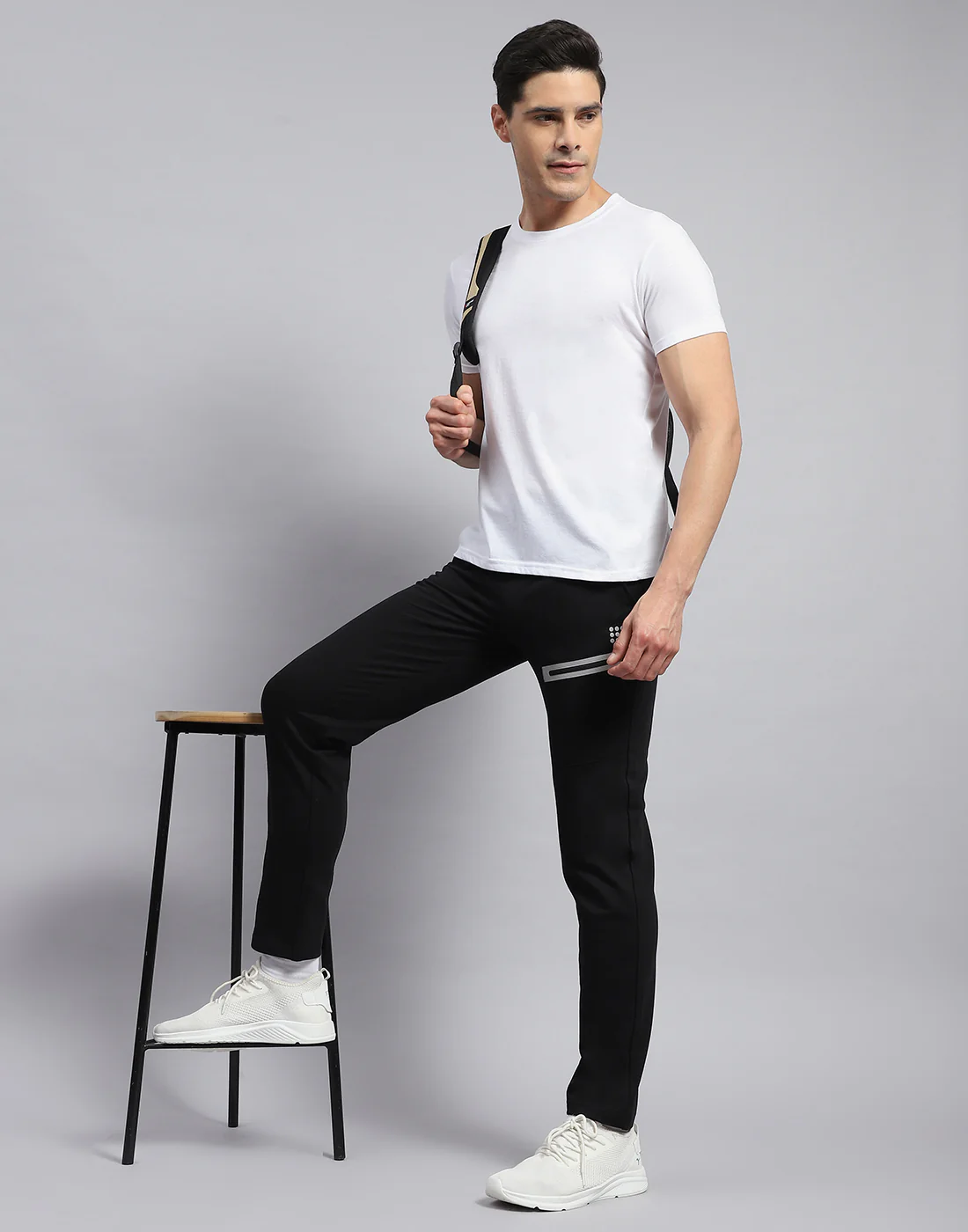 Rock.it Men Black Solid Smart Fit Jogger - Image 2