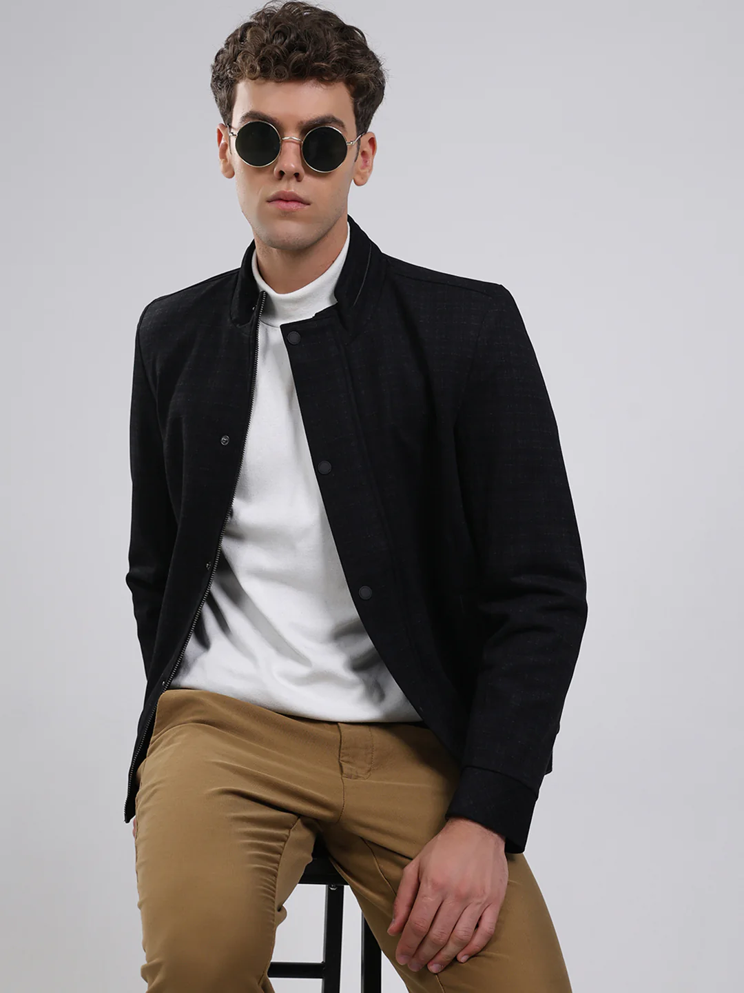 Men Black Solid Stand Collar Full Sleeve Jacket - Image 6