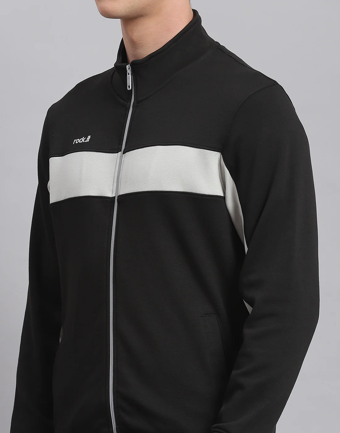 Rock.it Men Black Solid Stand Collar Full Sleeve Tracksuit - Image 7