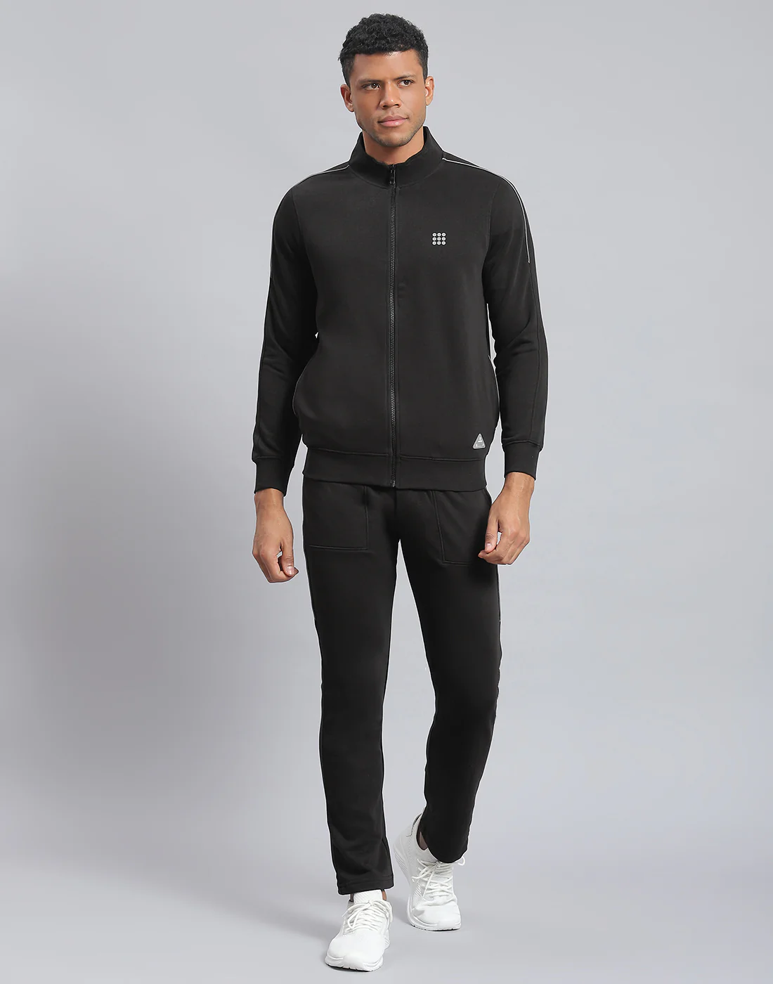 Rock.it Men Black Solid Stand Collar Full Sleeve Tracksuit - Image 2