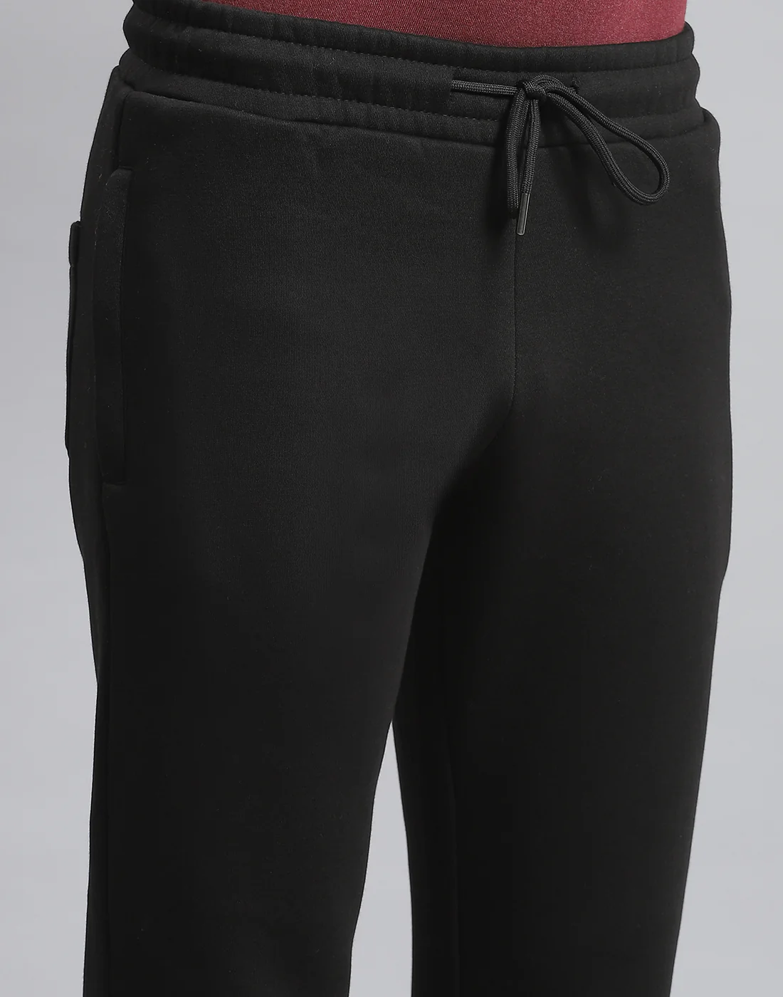 Men Black Solid Stand Collar Full Sleeve Tracksuit - Image 7