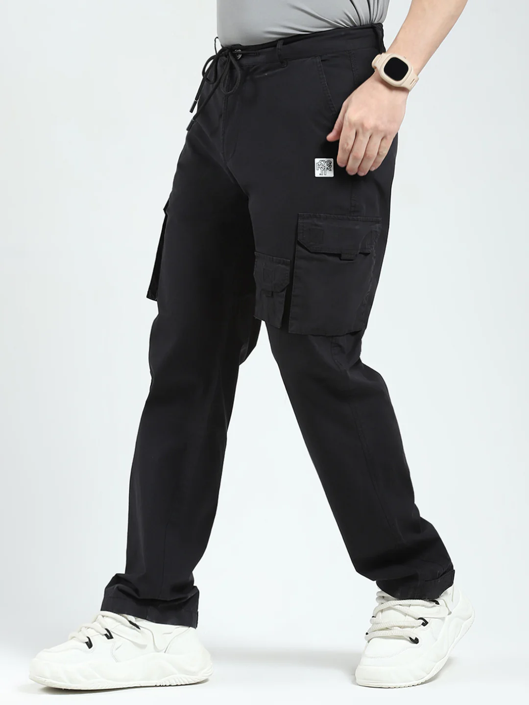 Rock.it Men Black Solid Straight Fit Cargo - Image 3