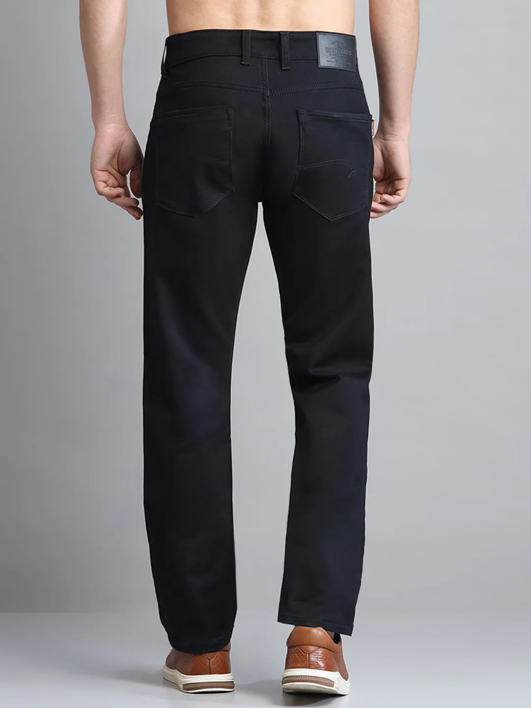 Men Black Solid Straight Fit Denim - Image 5