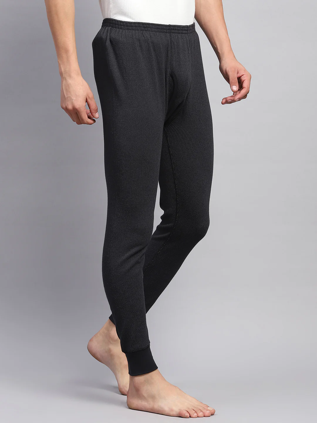 Men Black Solid Thermal Lower - Image 4