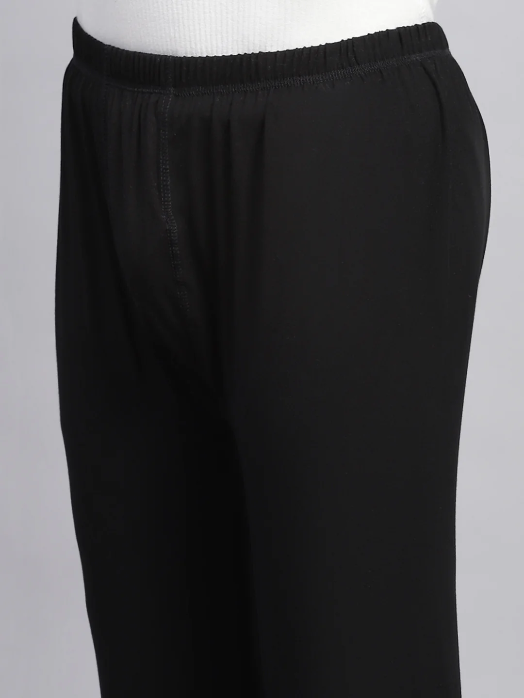 Men Black Solid Thermal Lower - Image 6