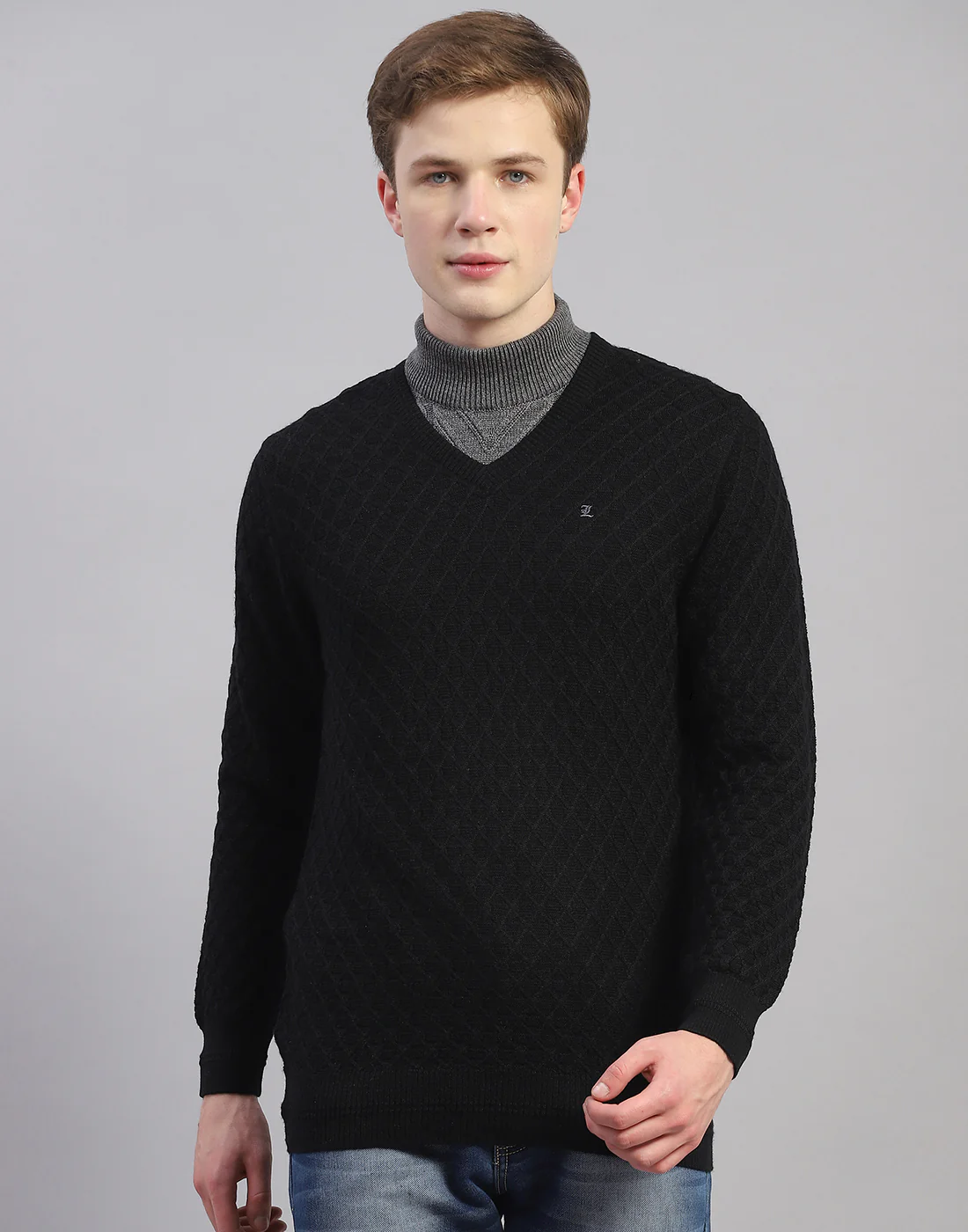 Men Black Solid V Neck Full Sleeve Pullover - Image 2