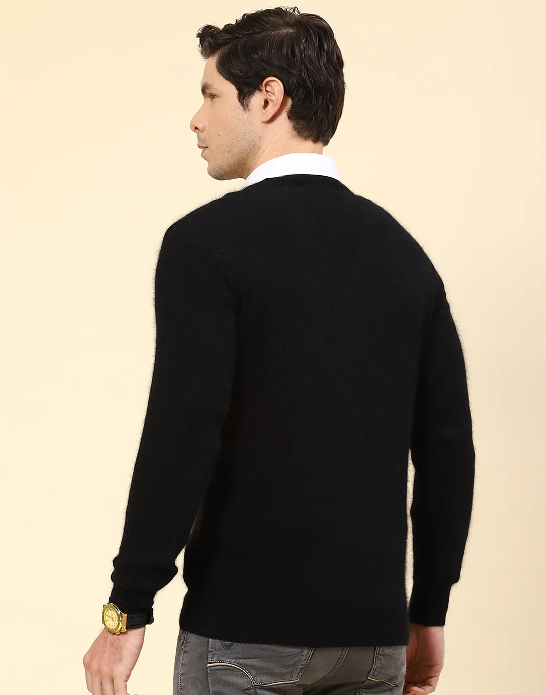 Men Black Solid V Neck Full Sleeve Pullover - Image 5