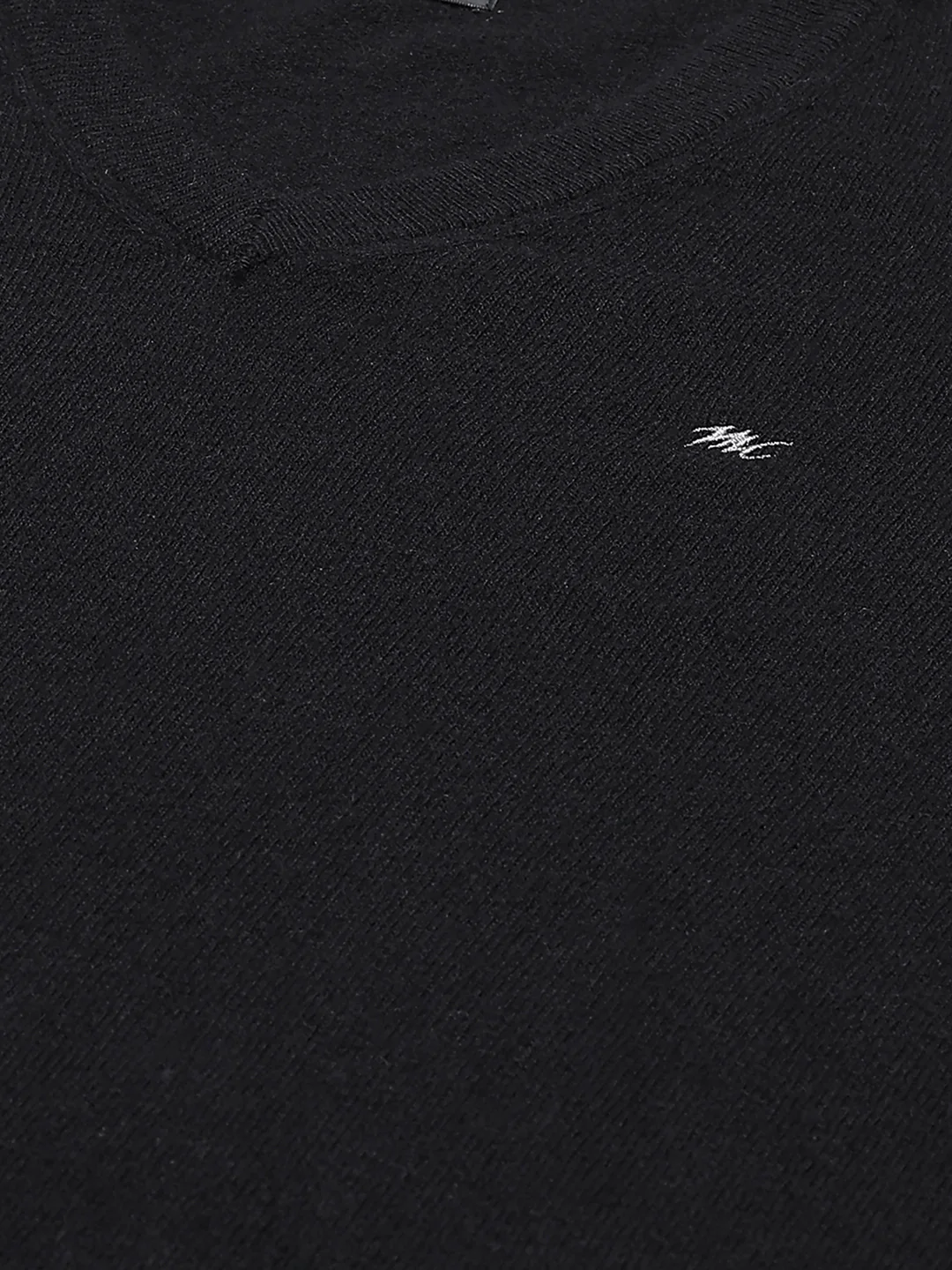 Men Black Solid V Neck Full Sleeve Pullover - Image 7