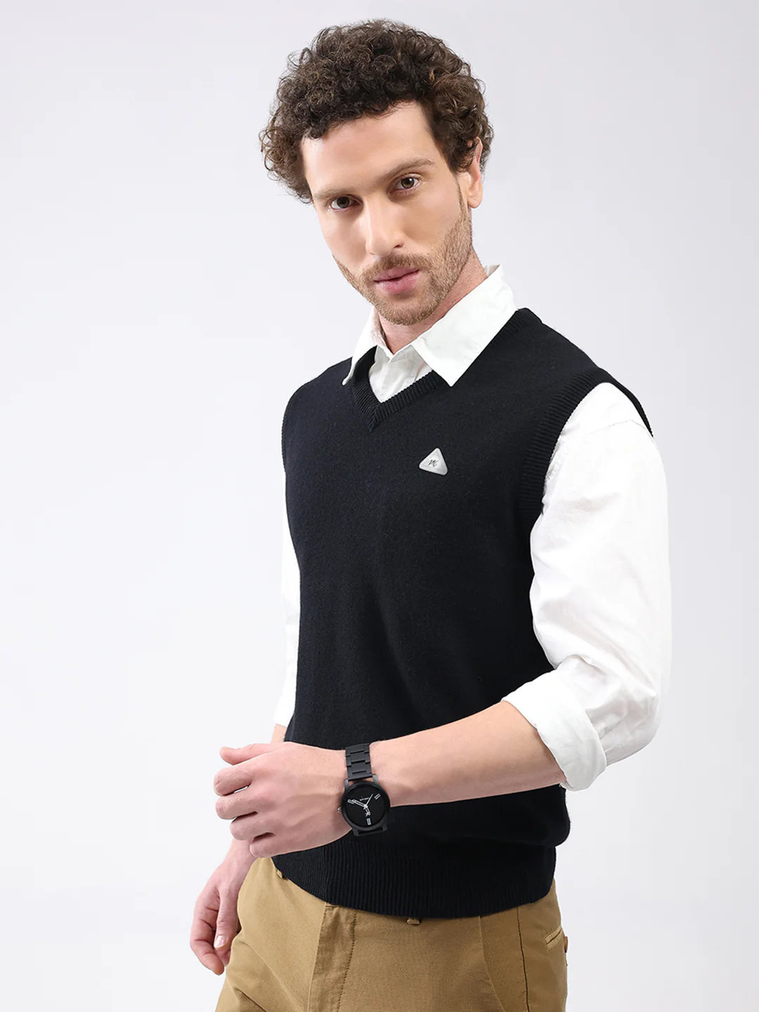 Men Black Solid V Neck Sleeveless Sweater - Image 3