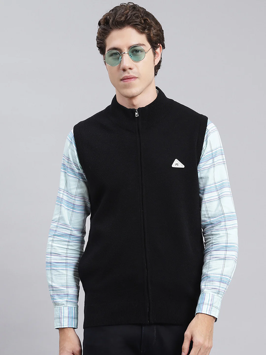 Men Black Solid Wool blend Sweater - Image 2
