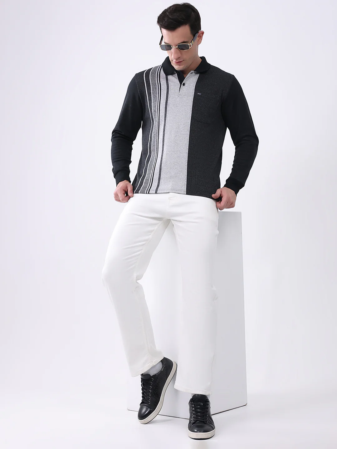 Men Black Stripe Collar Full Sleeve Winter T-Shirt - Image 2