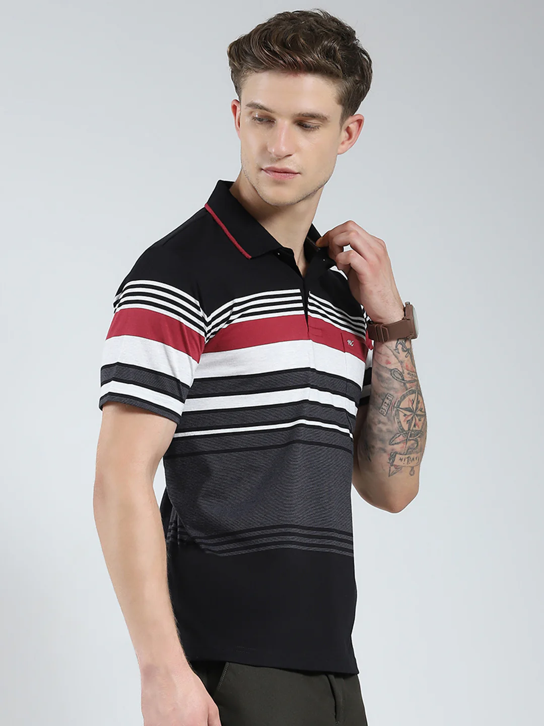 Men Black Stripe Collar Half Sleeve T-Shirt - Image 4