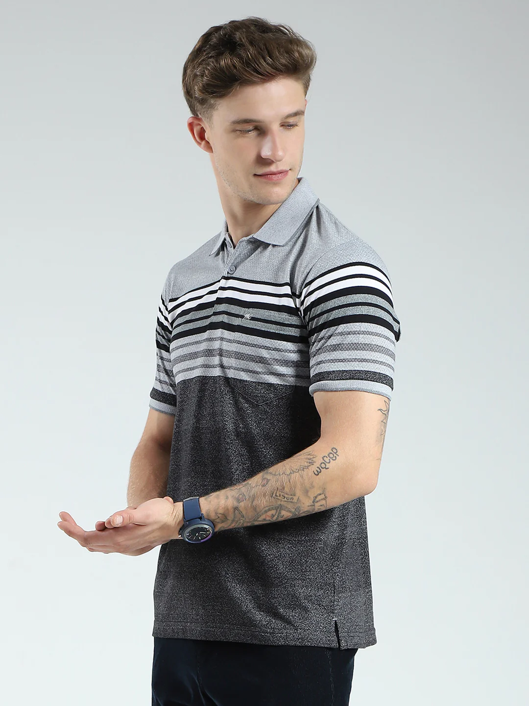 Men Black Stripe Collar Half Sleeve T-Shirt - Image 3