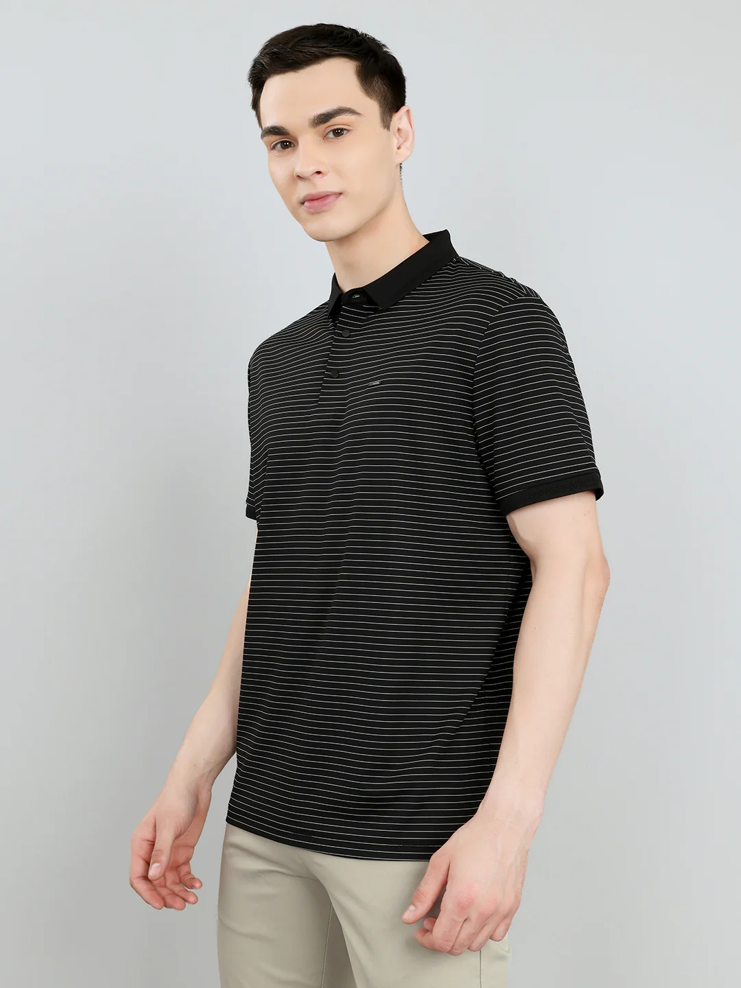 Men Black Stripe Collar Half Sleeve T-Shirt - Image 2
