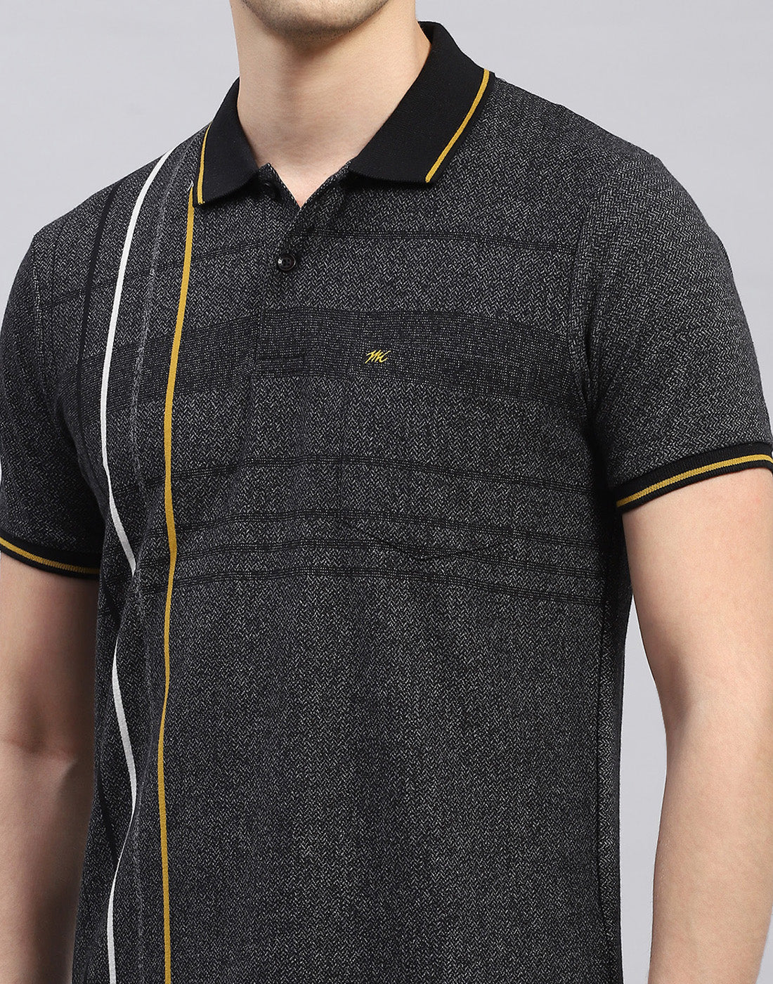 Men Black Stripe Polo Collar Half Sleeve T-Shirt - Image 6