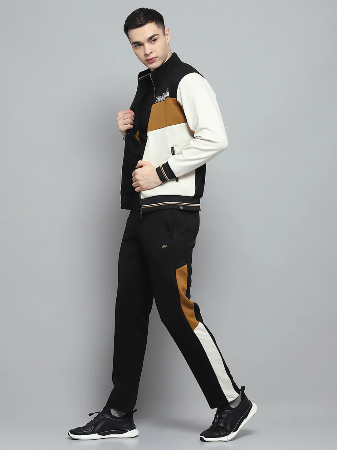 Men Black & White Printed Mock Neck Full Sleeve Winter Tracksuit - Image 2