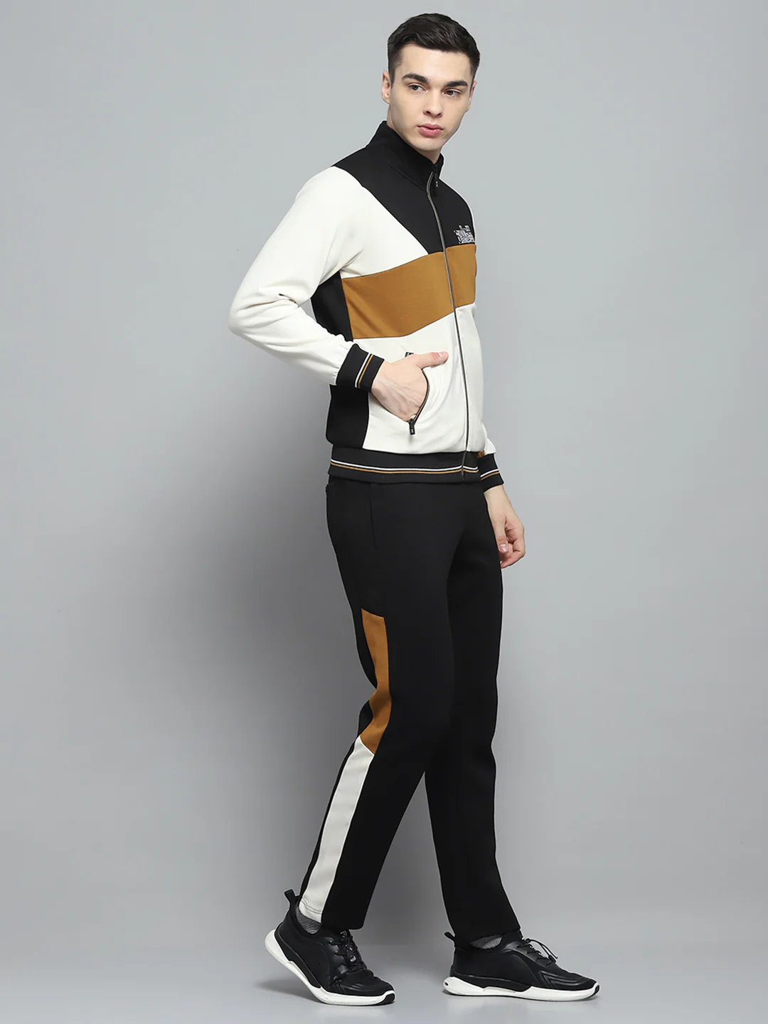 Men Black & White Printed Mock Neck Full Sleeve Winter Tracksuit - Image 4