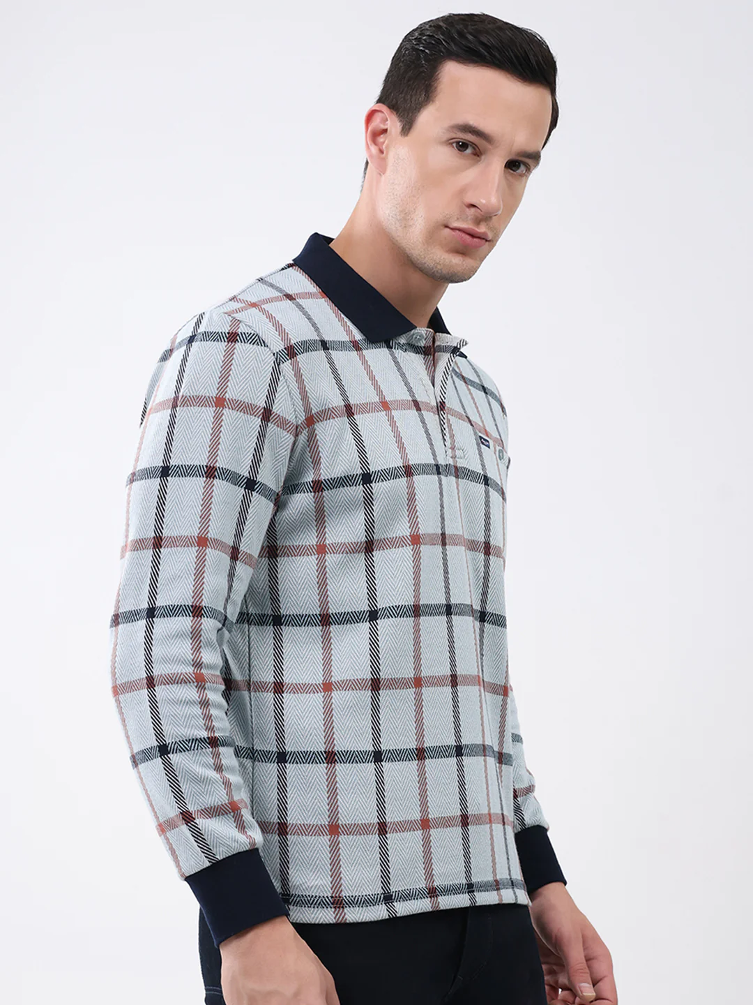 Men Blue Abstract Collar Full Sleeve Winter T-Shirt - Image 4