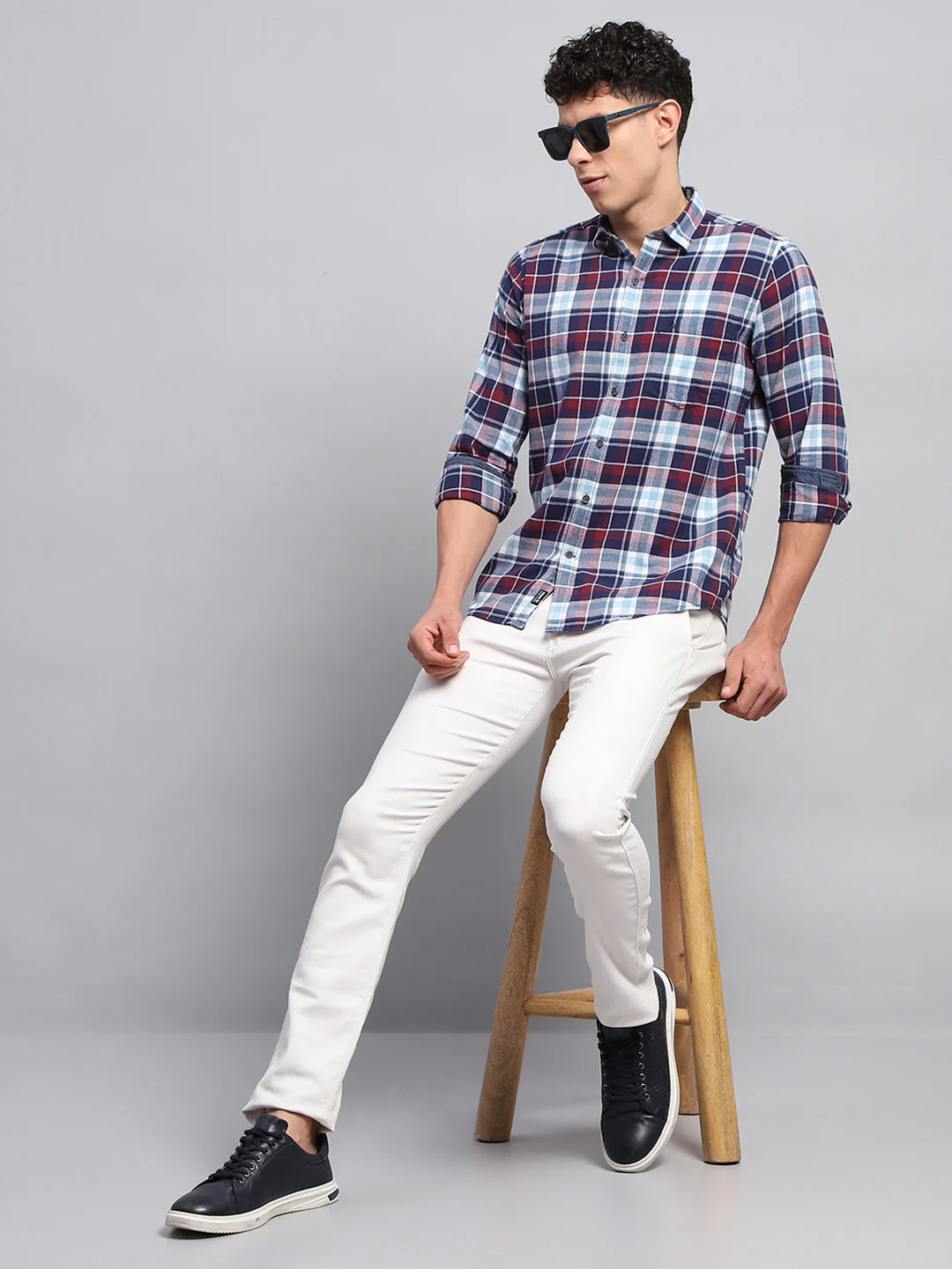 Men Blue Check Collar Full Sleeve Shirt - Image 2