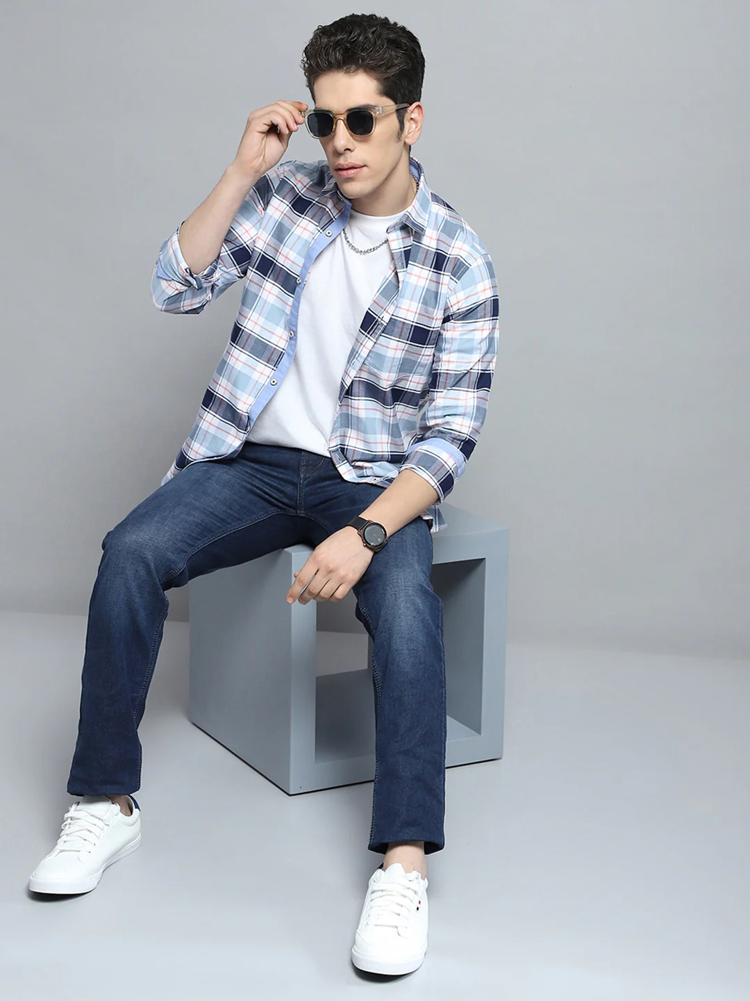 Men Blue Check Collar Full Sleeve Shirt - Image 2