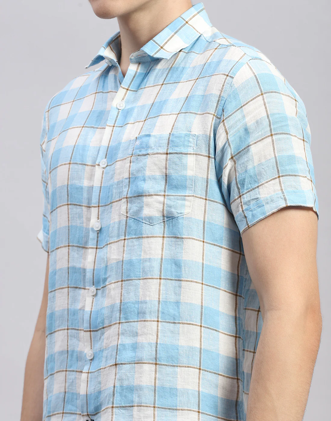 Men Blue Check Collar Half Sleeve Linen Shirt - Image 6