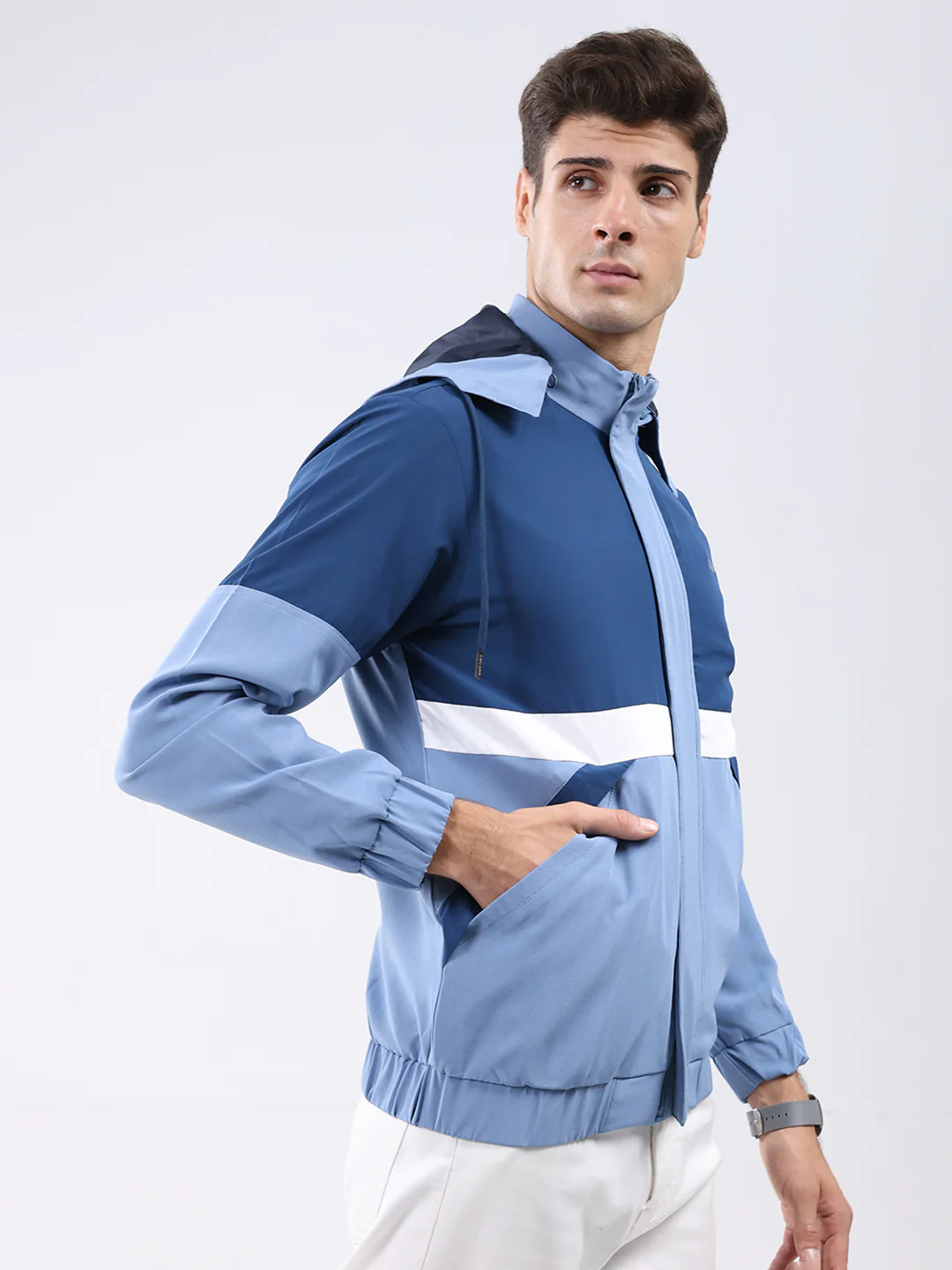 Men Blue Colourblocked Hooded Full Sleeve Jacket - Image 4