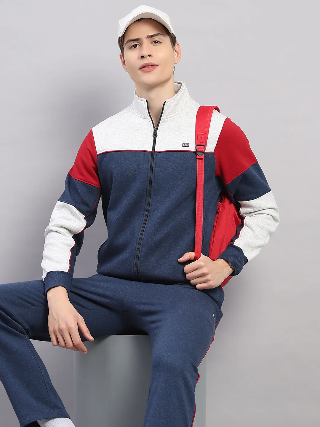 Men Blue Colourblocked Stand Collar Full Sleeve Winter Tracksuit - Image 6