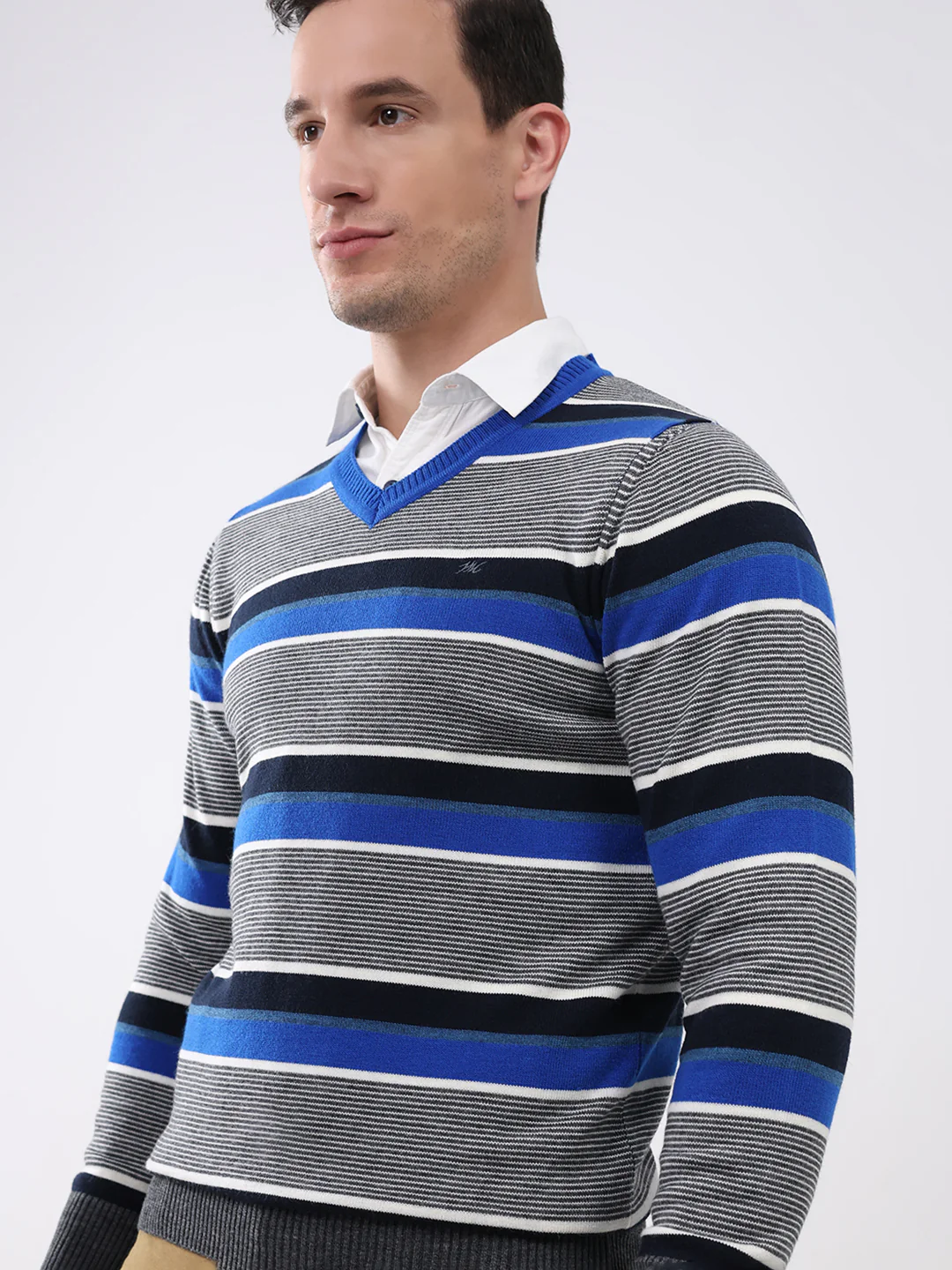 Men Blue & Grey Stripe V Neck Full Sleeve Pullover - Image 6