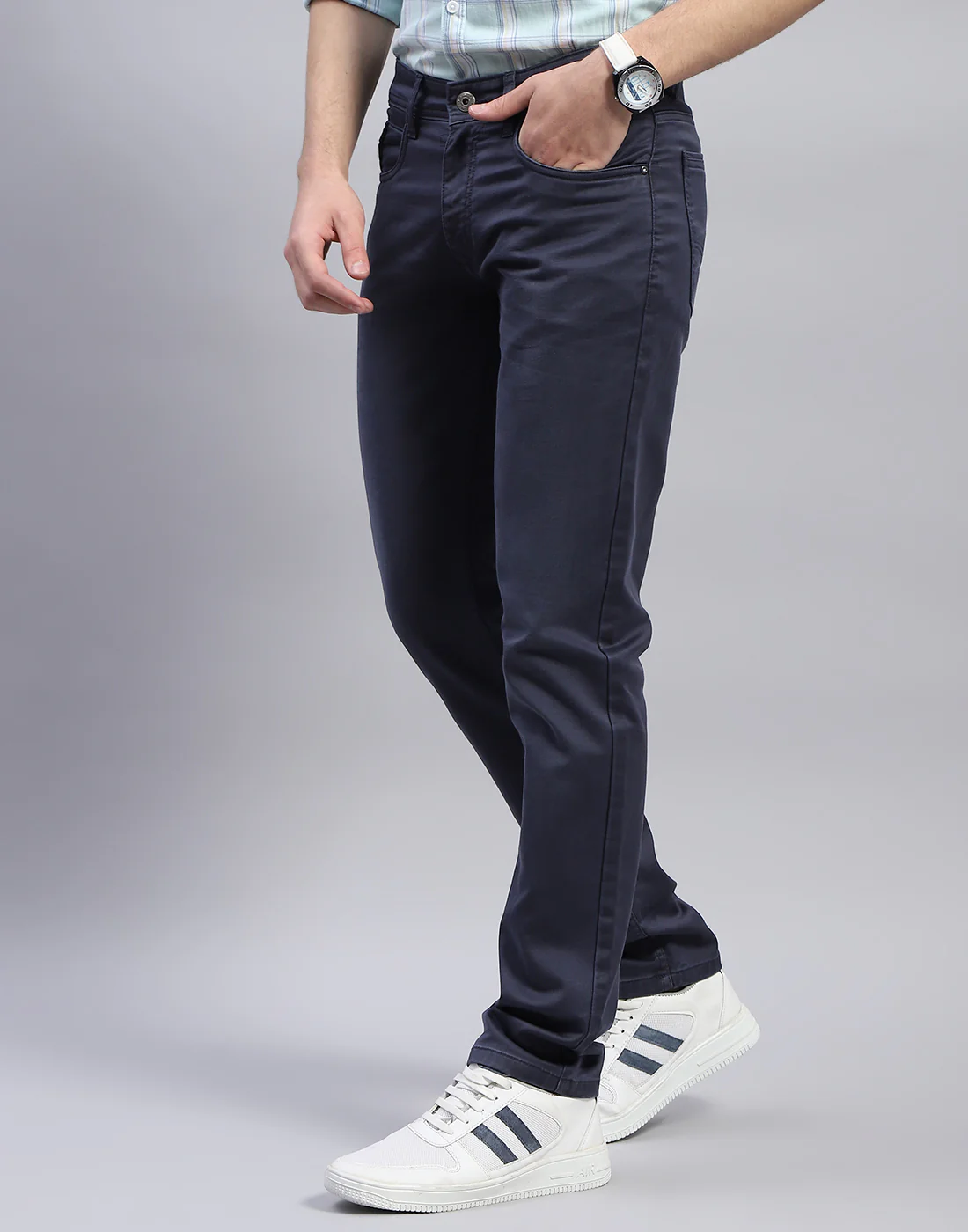 Men Blue Light Wash Narrow Fit Denim - Image 3