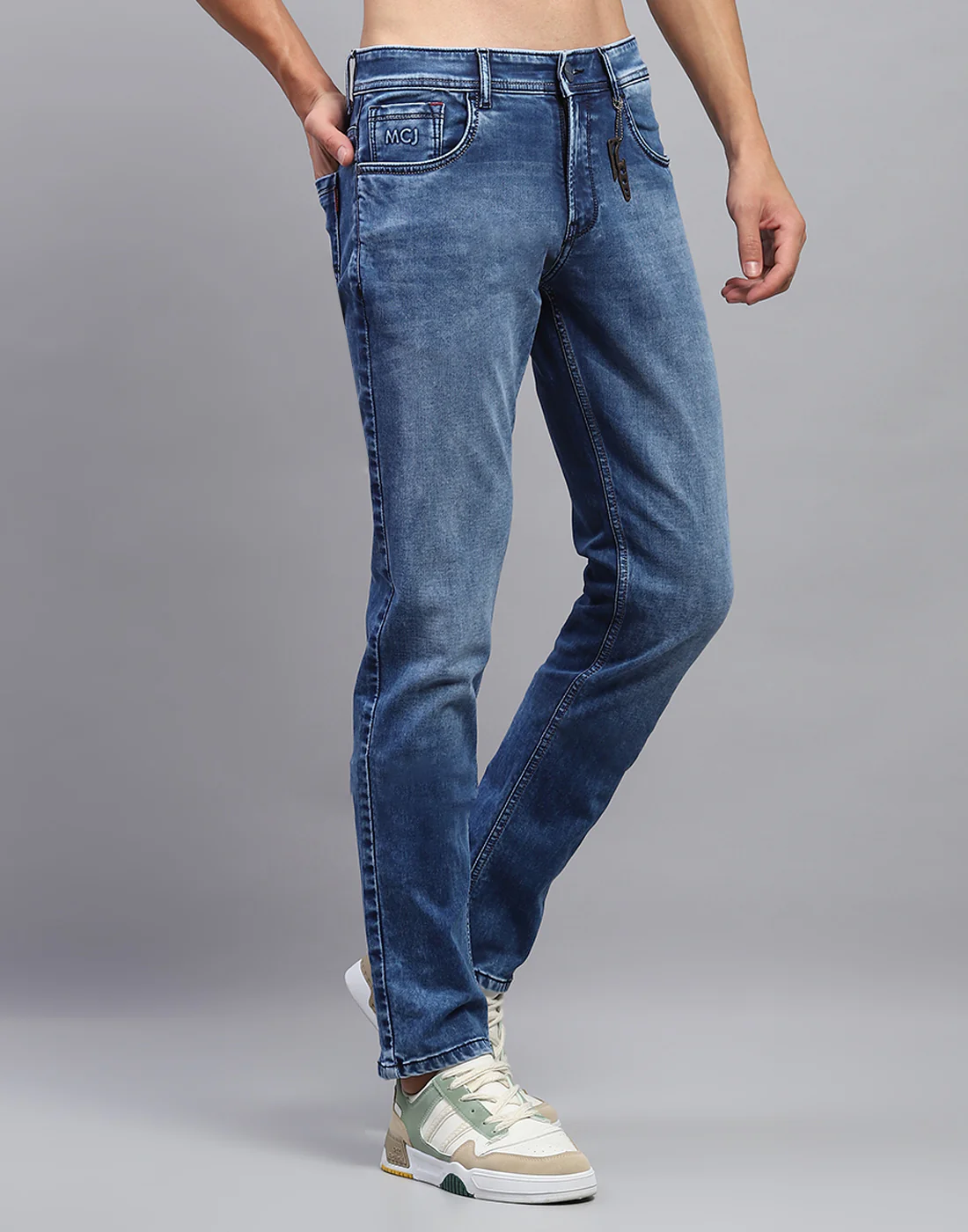 Men Blue Light Wash Narrow Fit Denim - Image 4
