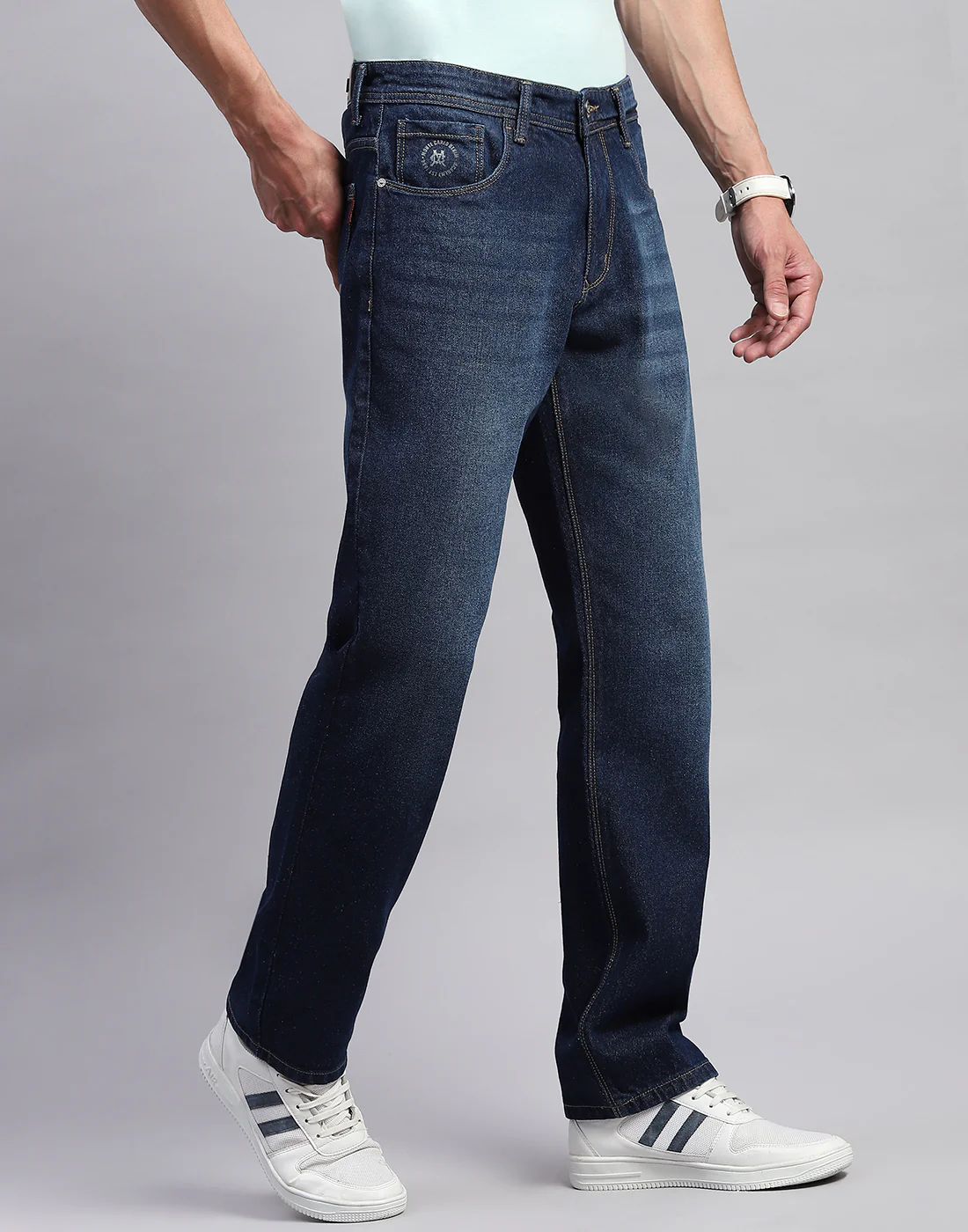 Men Blue Light Wash Regular Fit Denim - Image 4