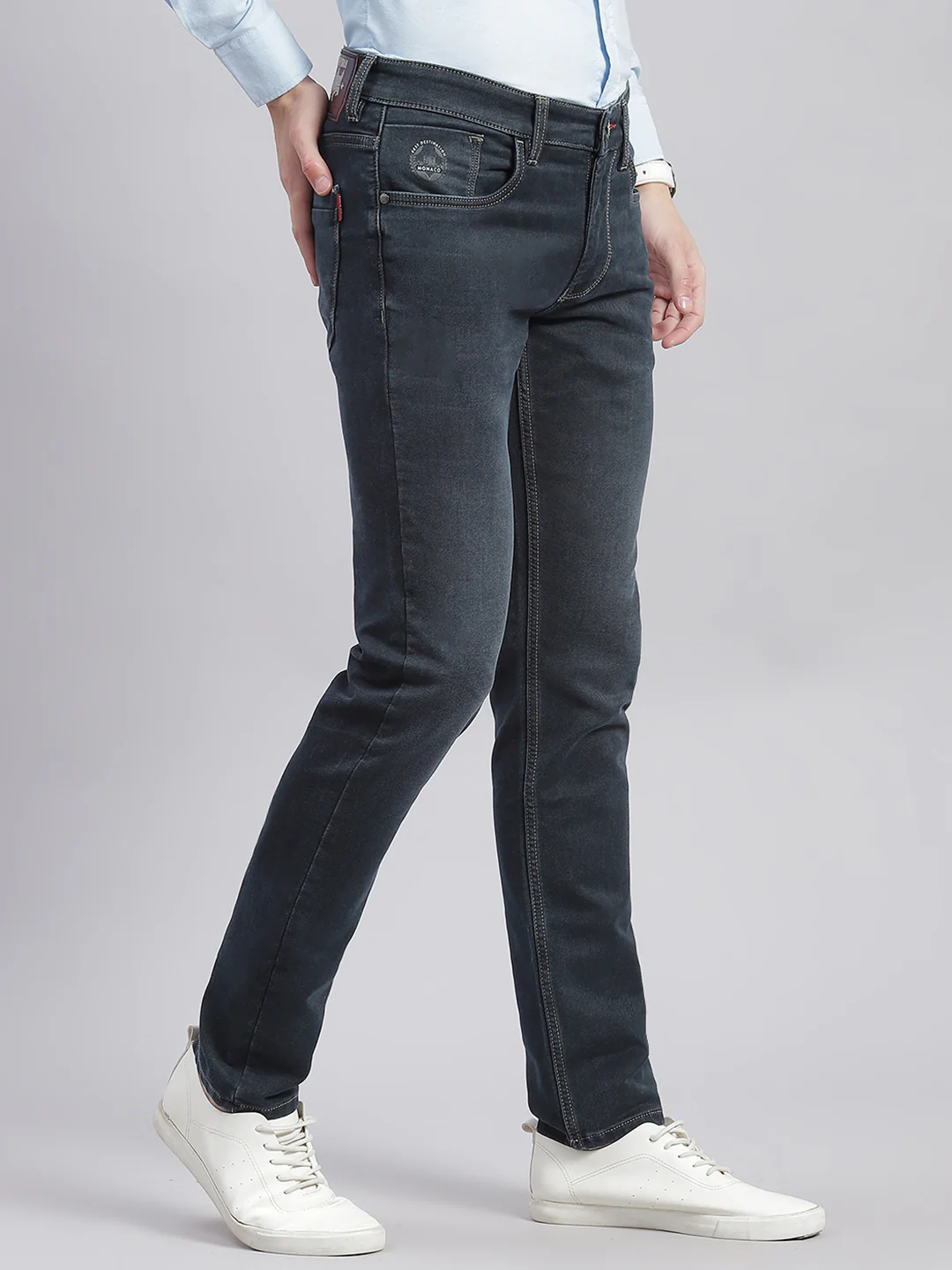 Men Blue Light Wash Regular Fit Denims - Image 4