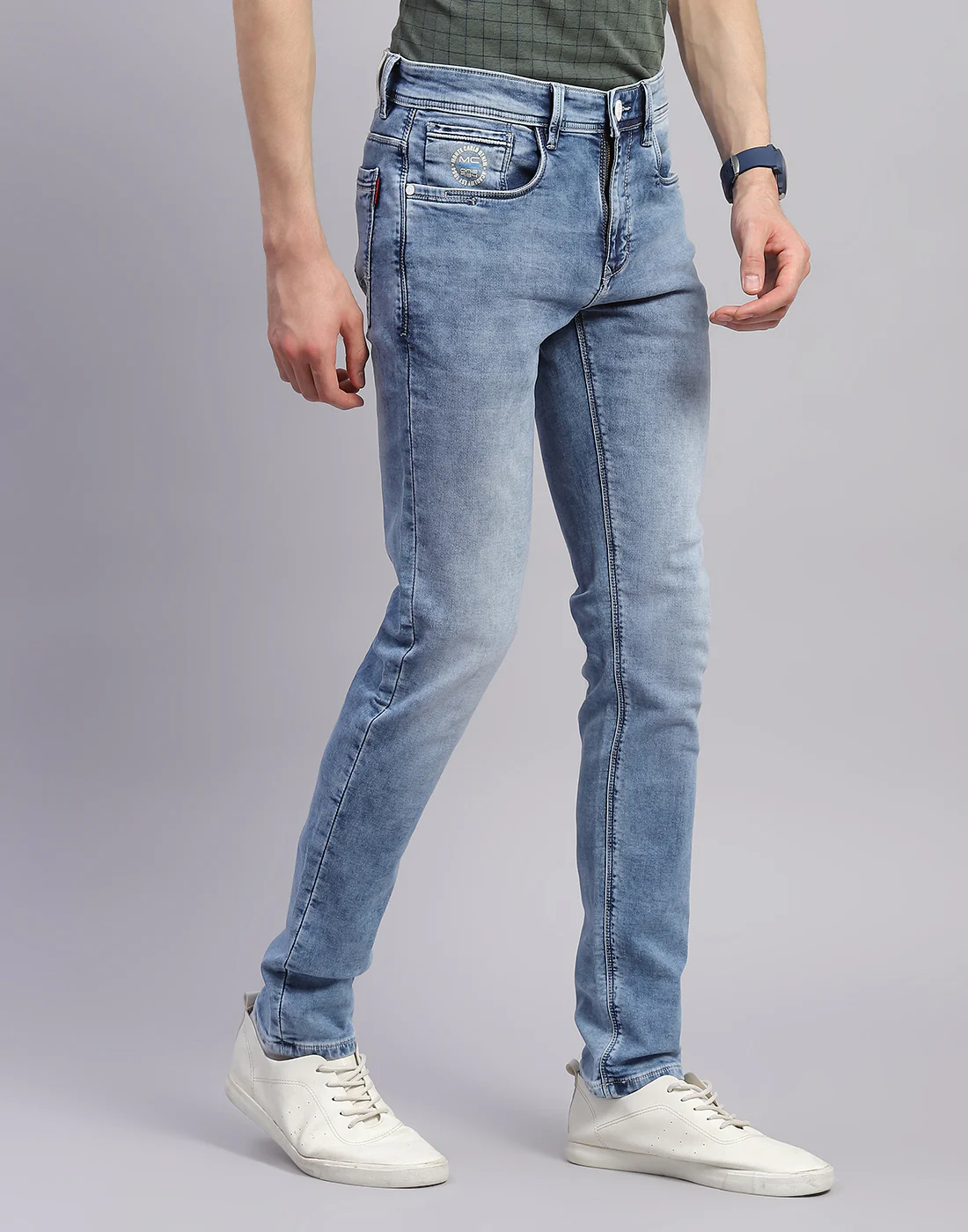 Men Blue Light Wash Skinny Fit Denim - Image 4