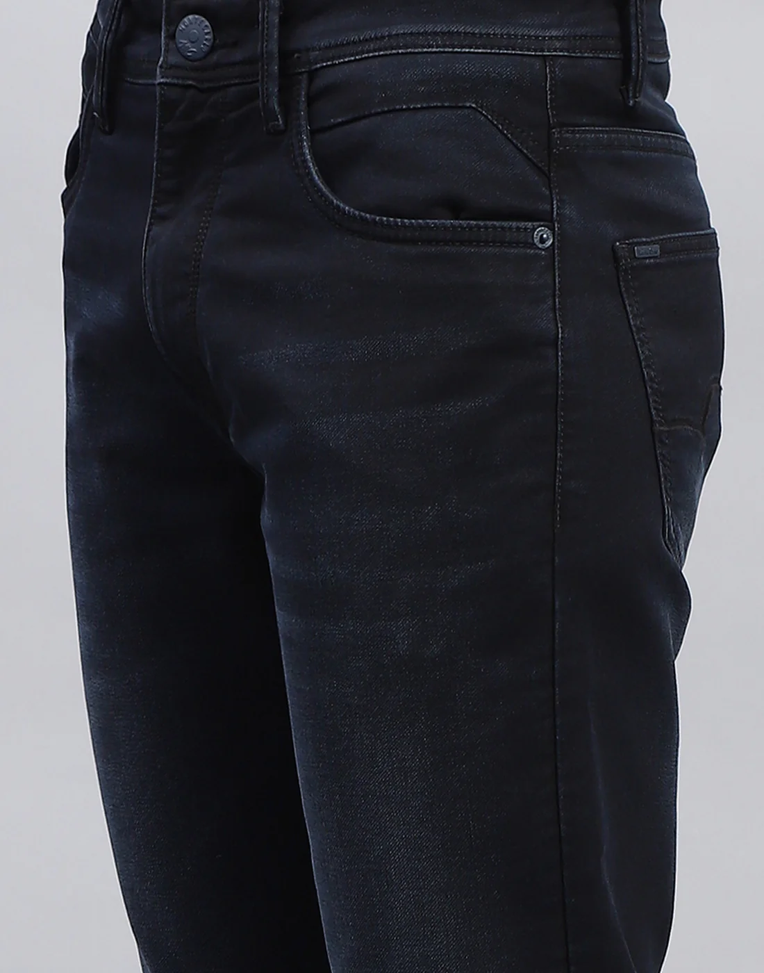 Men Blue Light Wash Straight Fit Denim - Image 6