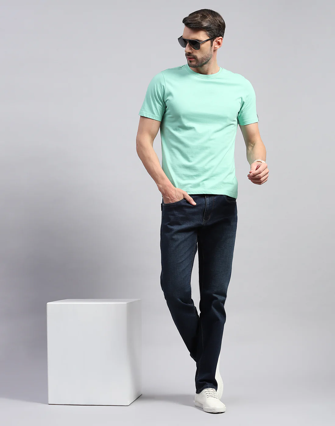 Men Blue Light Wash Straight Fit Denim - Image 6