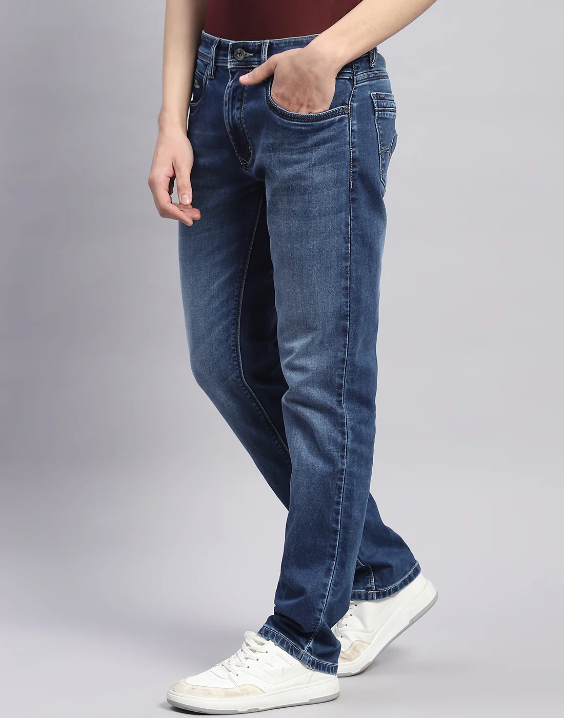 Men Blue Light Wash Straight Fit Denim - Image 3