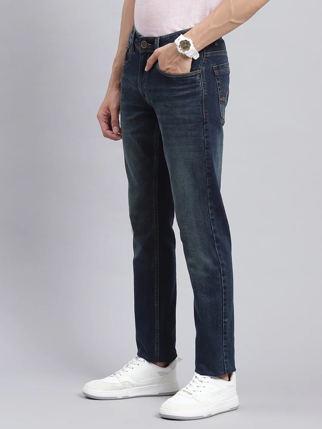 Men Blue Narrow Fit Denim - Image 4
