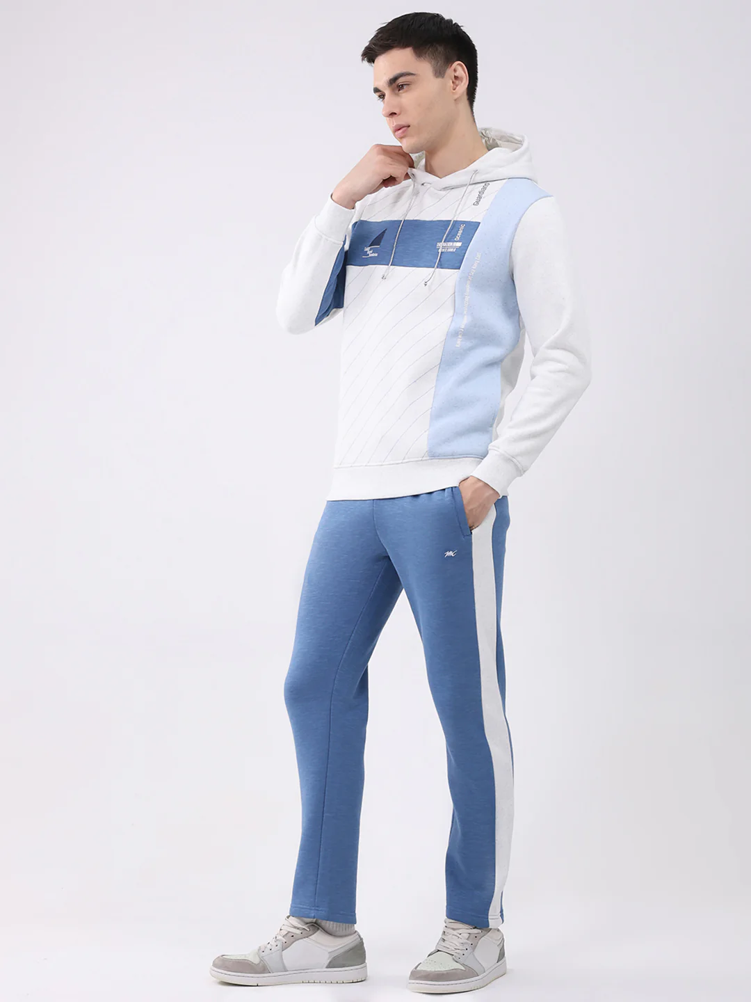 Men Blue Printed Collar Full Sleeve Winter Tracksuit - Image 3