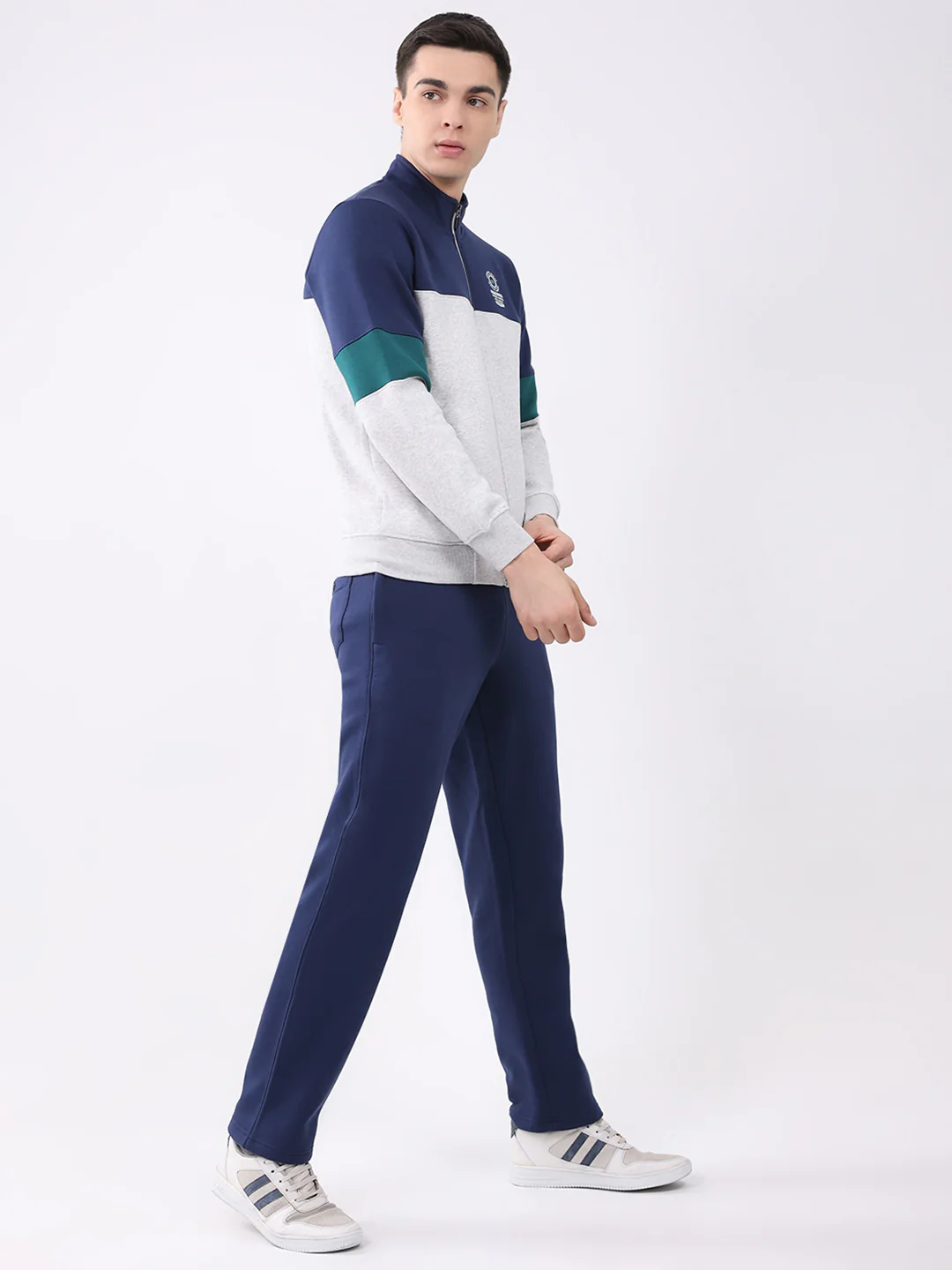 Men Blue Printed Collar Full Sleeve Winter Tracksuit - Image 4