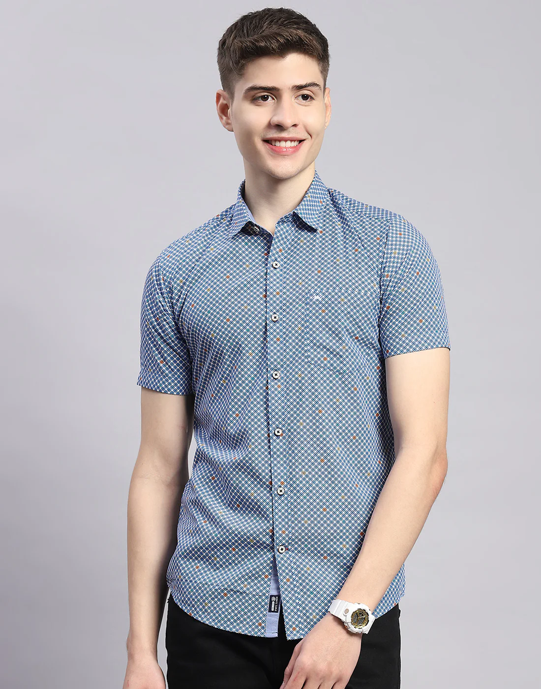 Men Blue Printed Collar Half Sleeve Shirt - Image 2