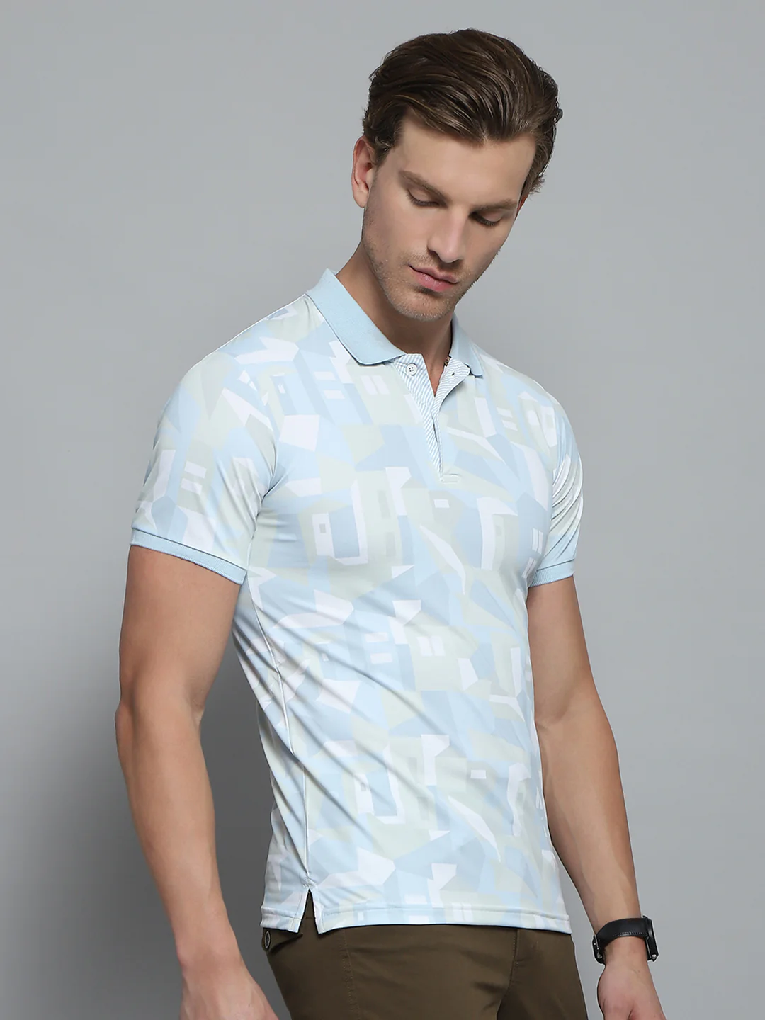 Men Blue Printed Collar Half Sleeve T-Shirt - Image 4