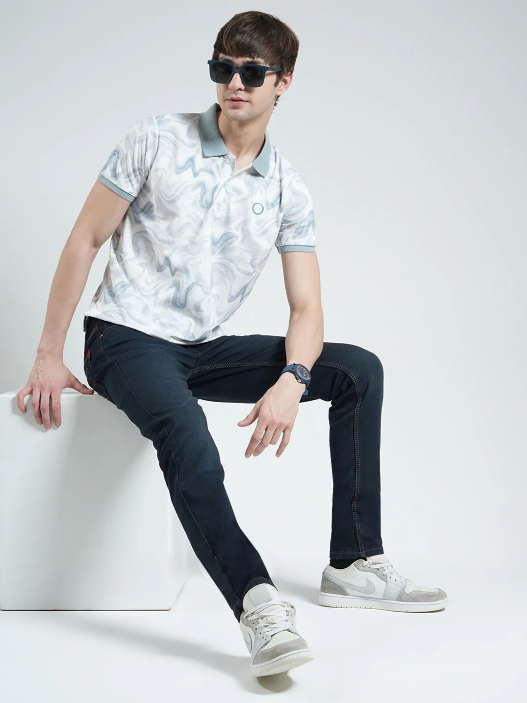 Men Blue Printed Collar Half Sleeve T-Shirt - Image 2