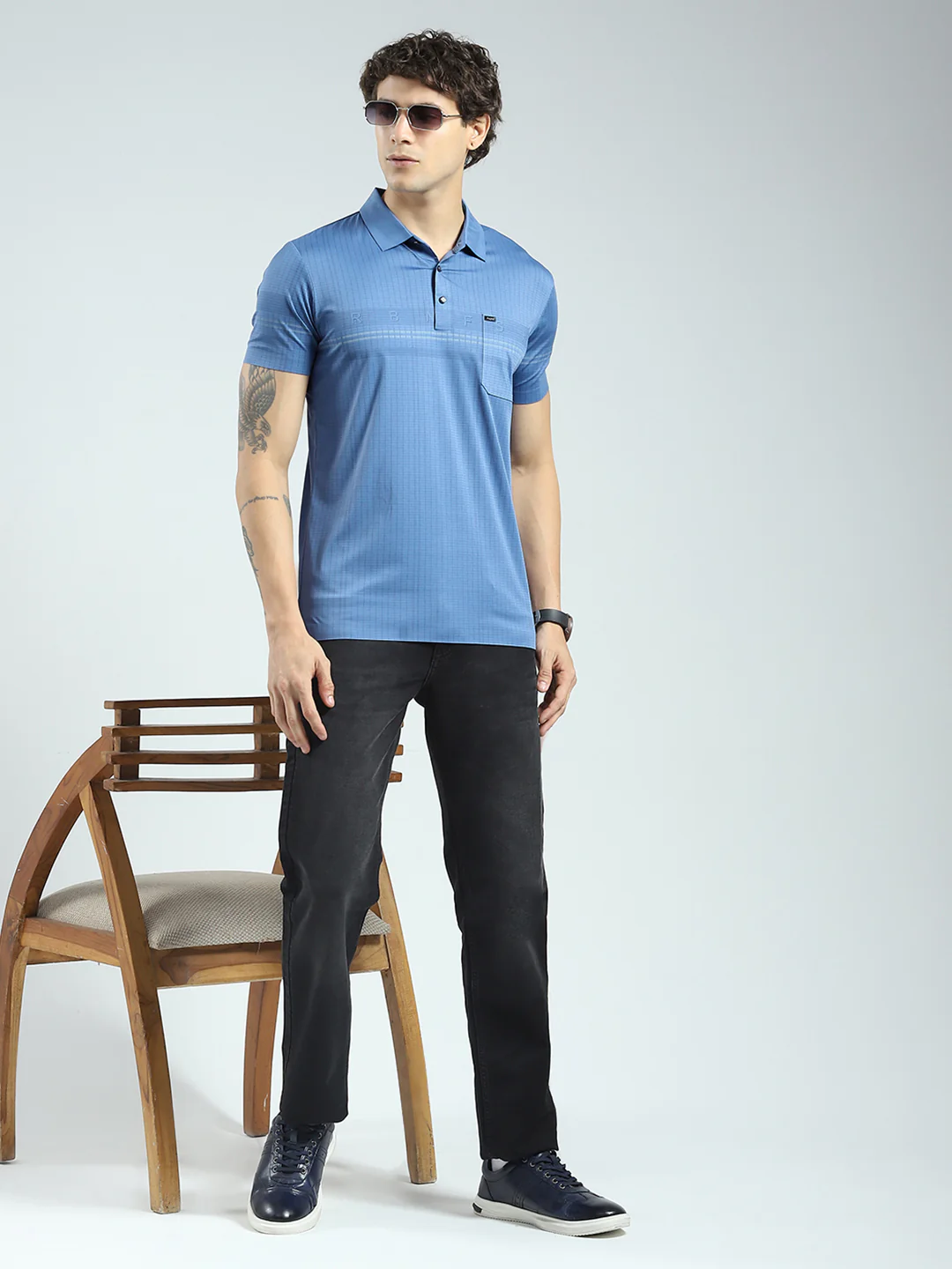 Men Blue Printed Collar Half Sleeve T-Shirt - Image 2