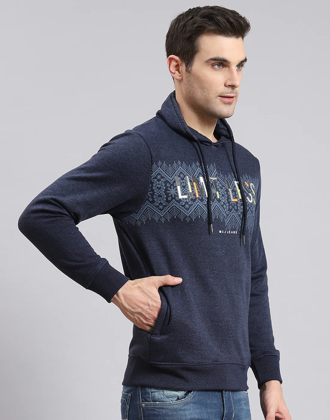 Men Blue Printed F Neck Full Sleeve Sweatshirt - Image 4