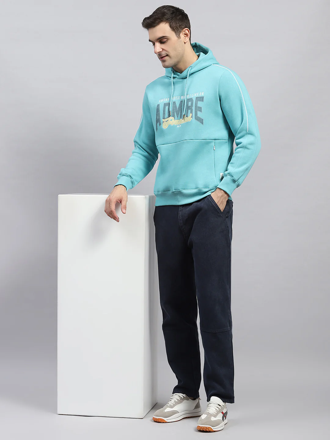 Men Blue Printed Hooded Full Sleeve Sweatshirt - Image 2