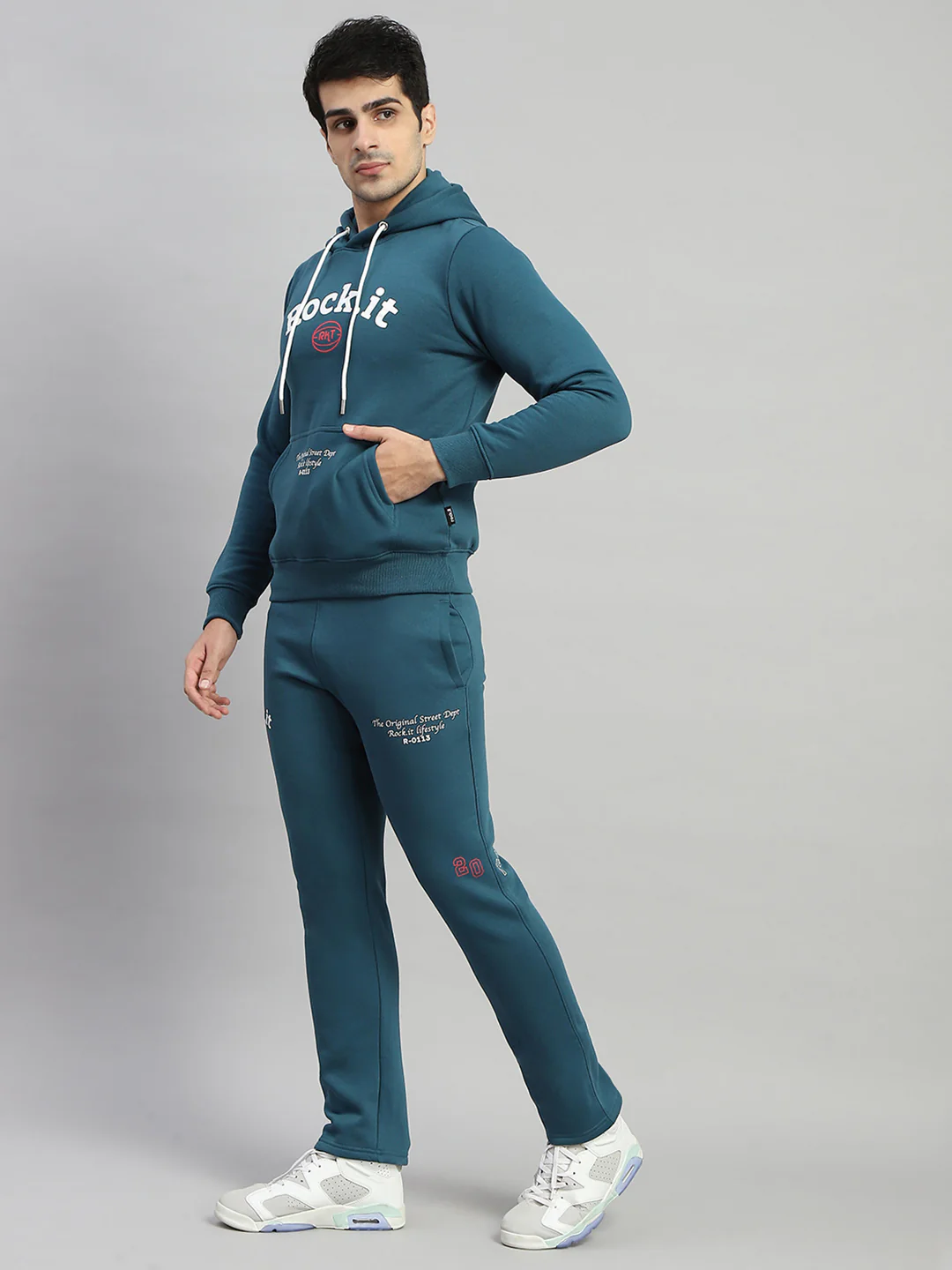 Rock.it Men Blue Printed Hooded Full Sleeve Winter Tracksuit - Image 3