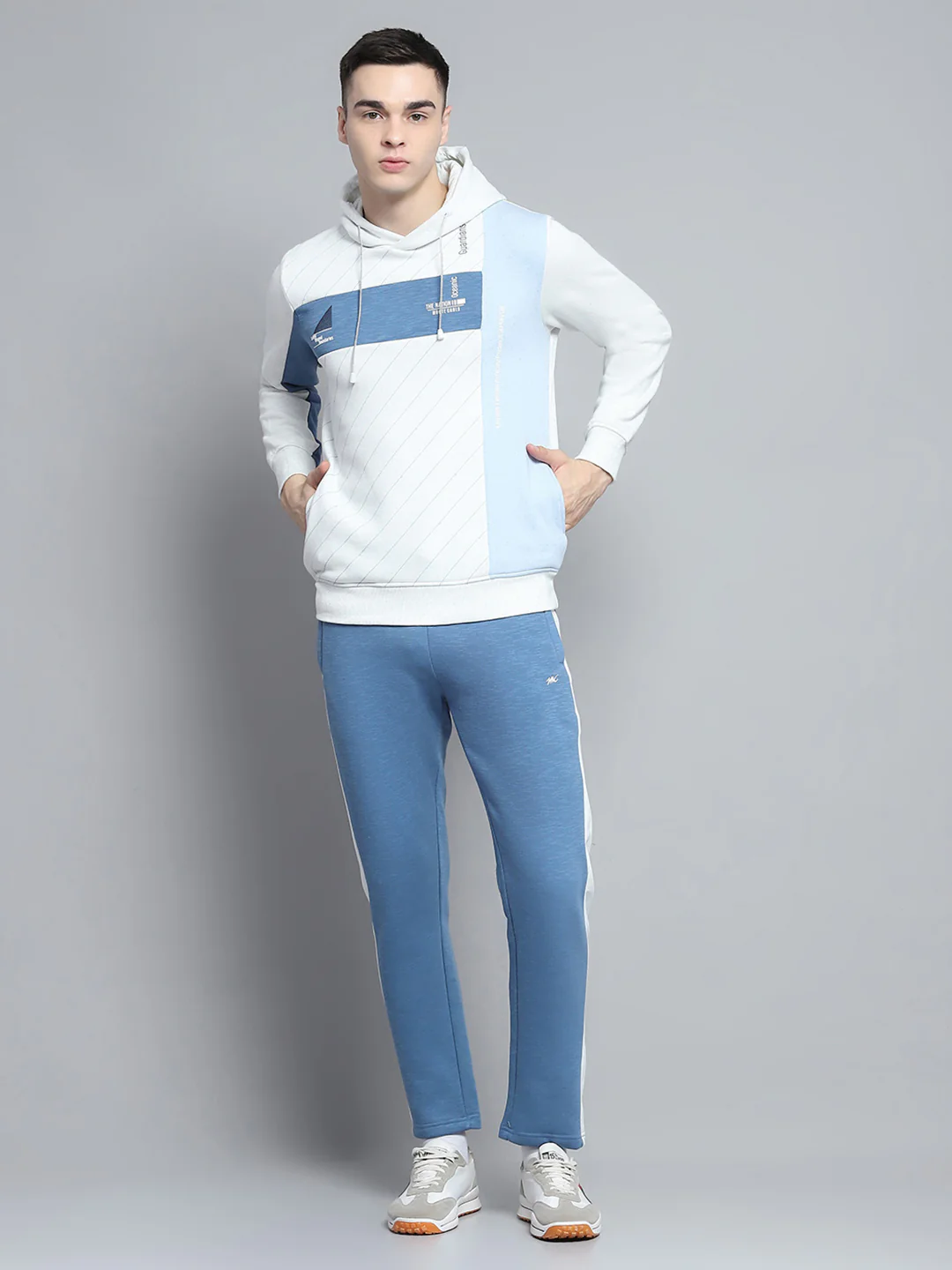 Men Blue Printed Hooded Full Sleeve Winter Tracksuit