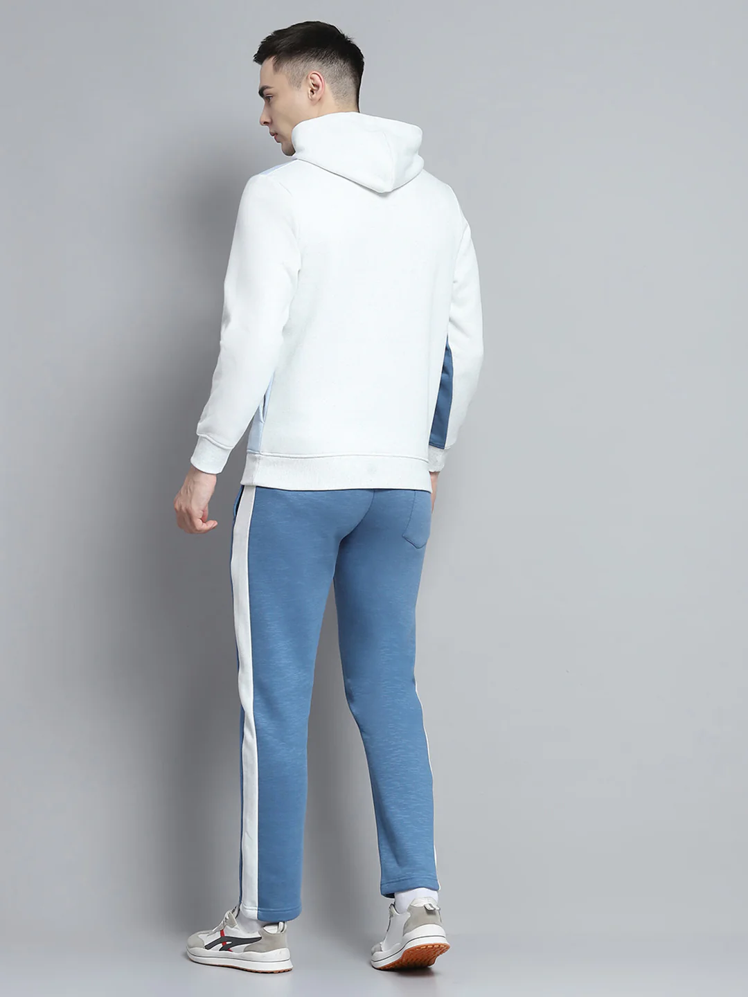 Men Blue Printed Hooded Full Sleeve Winter Tracksuit - Image 5