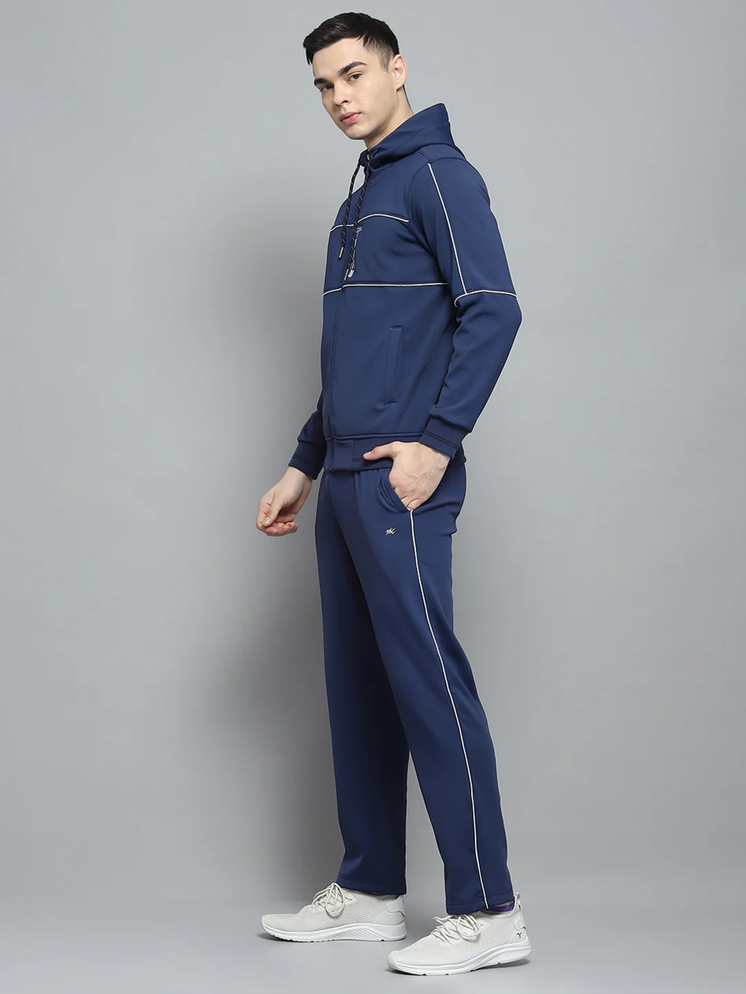Men Blue Printed Hooded Full Sleeve Winter Tracksuit - Image 3
